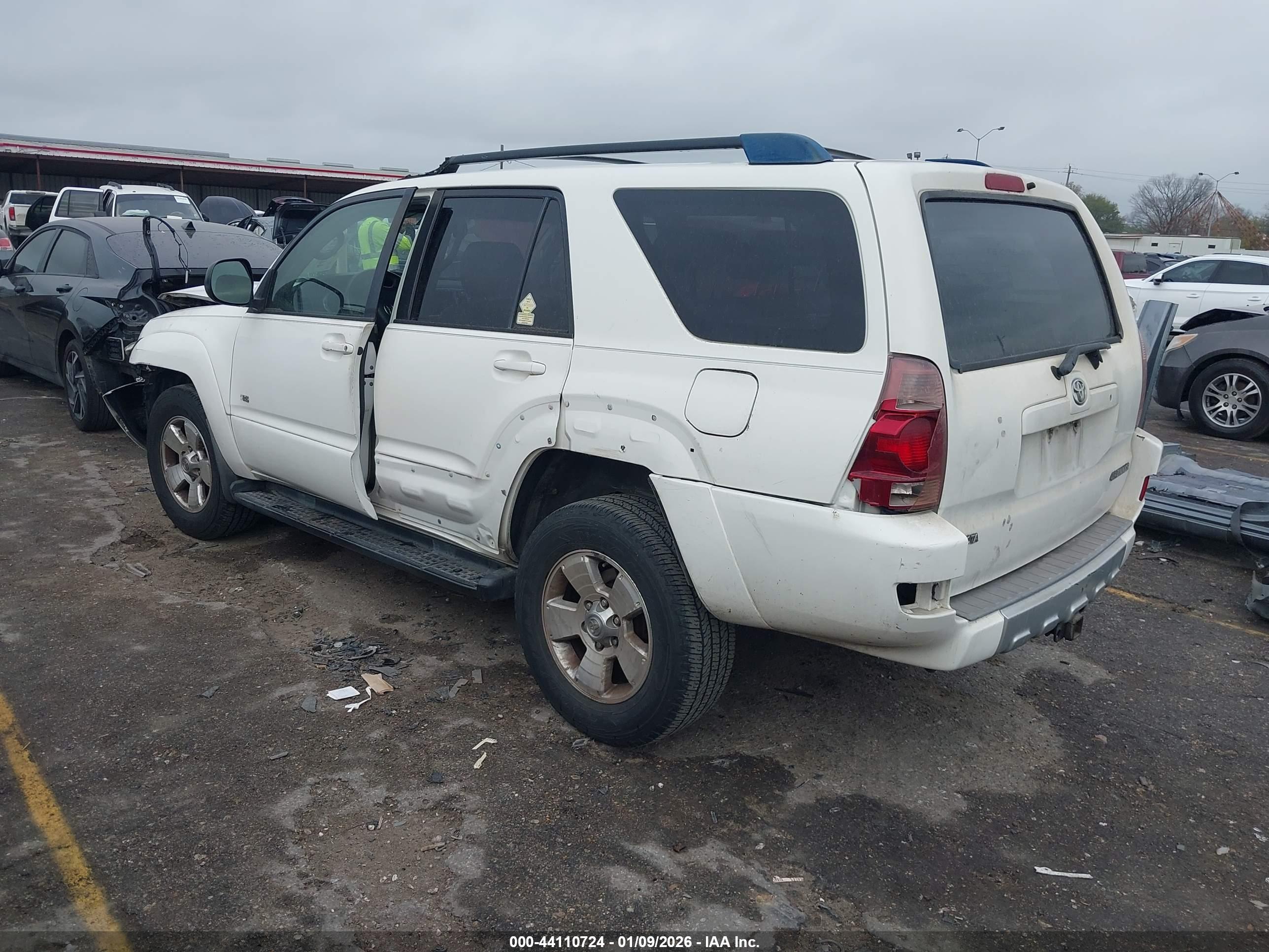 TOYOTA 4RUNNER image 3
