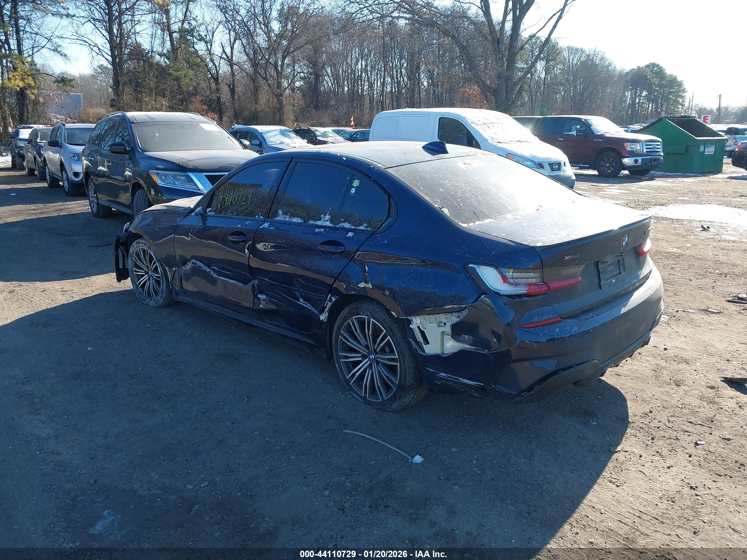 BMW 3 image 3