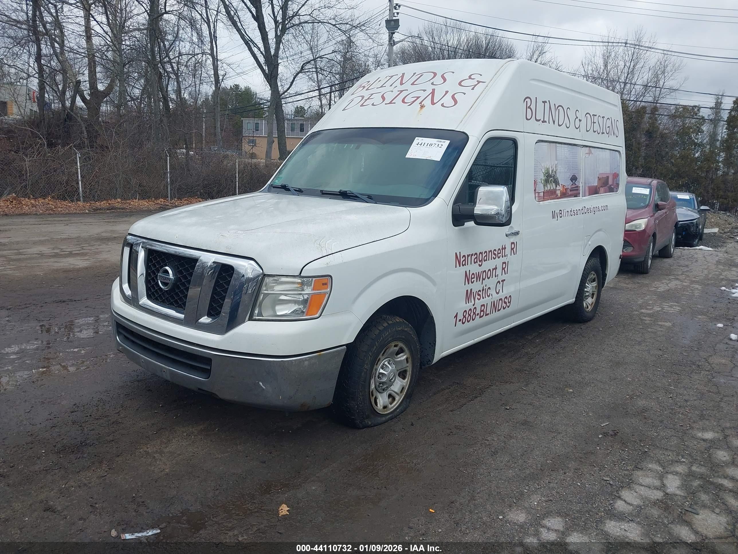 NISSAN NV image 2