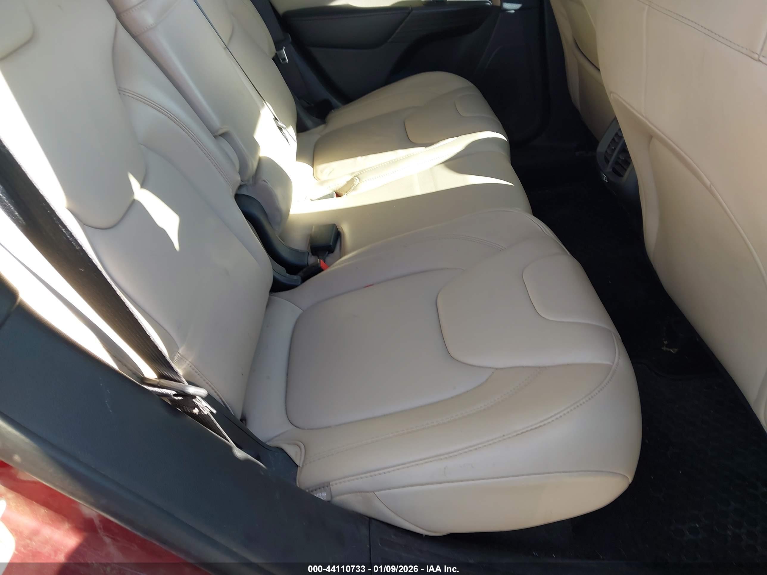 JEEP CHEROKEE image 8
