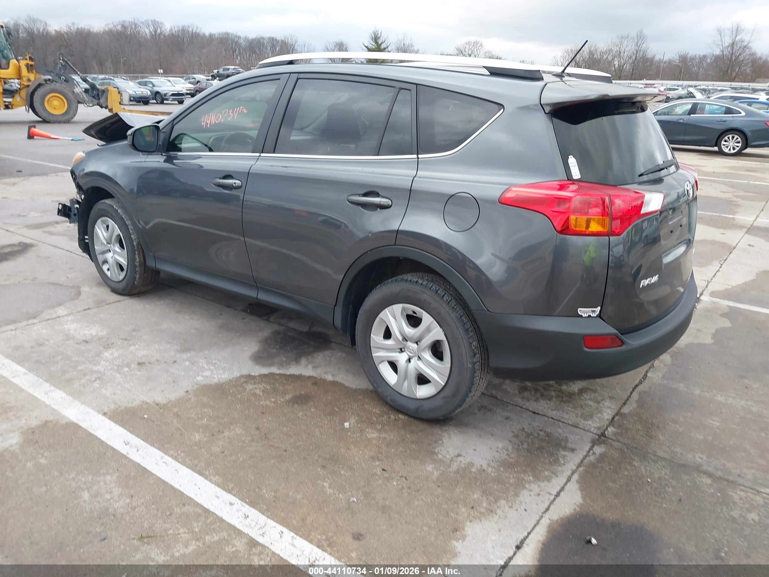 TOYOTA RAV4 image 3