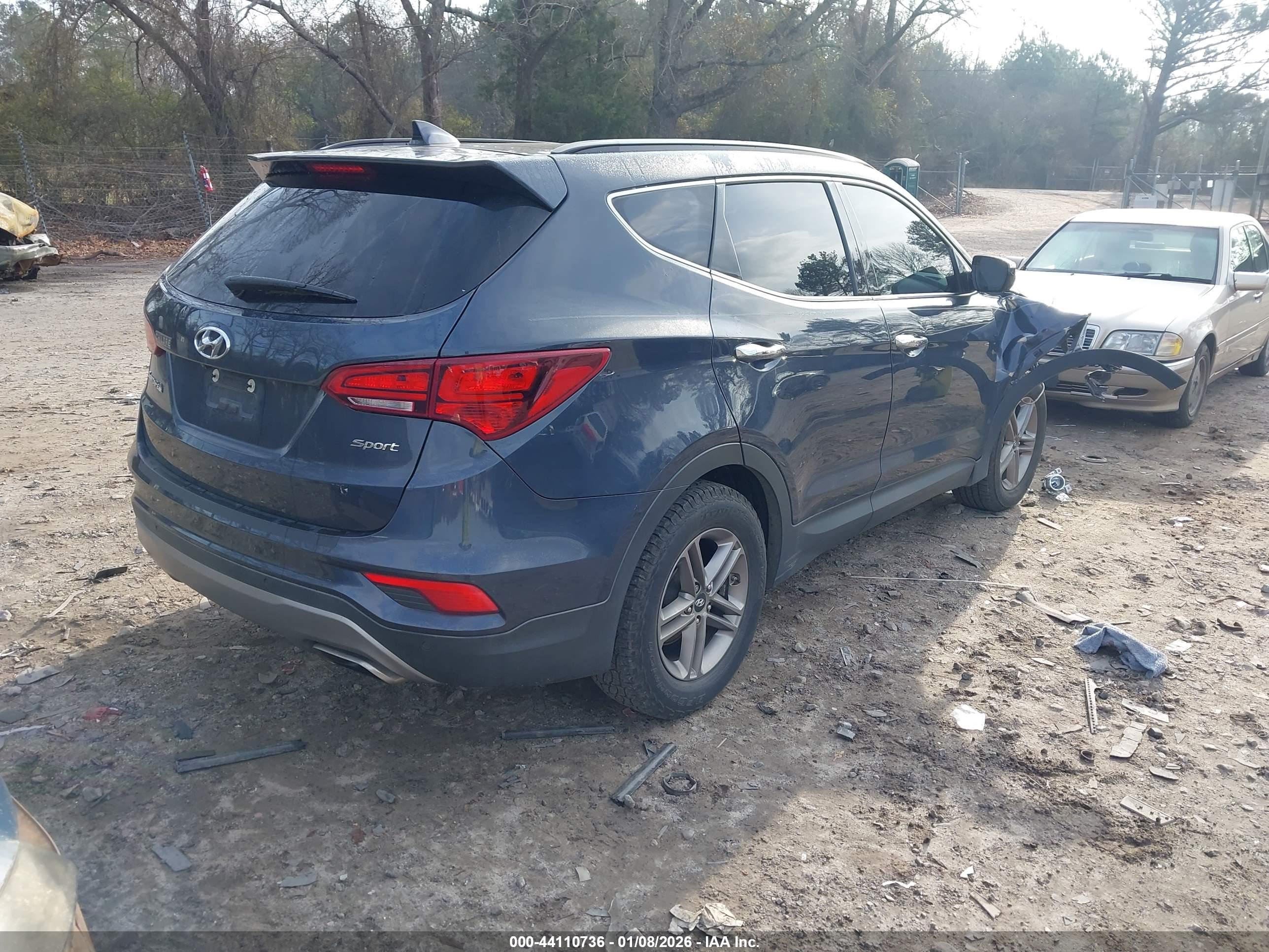 HYUNDAI SANTA image 4