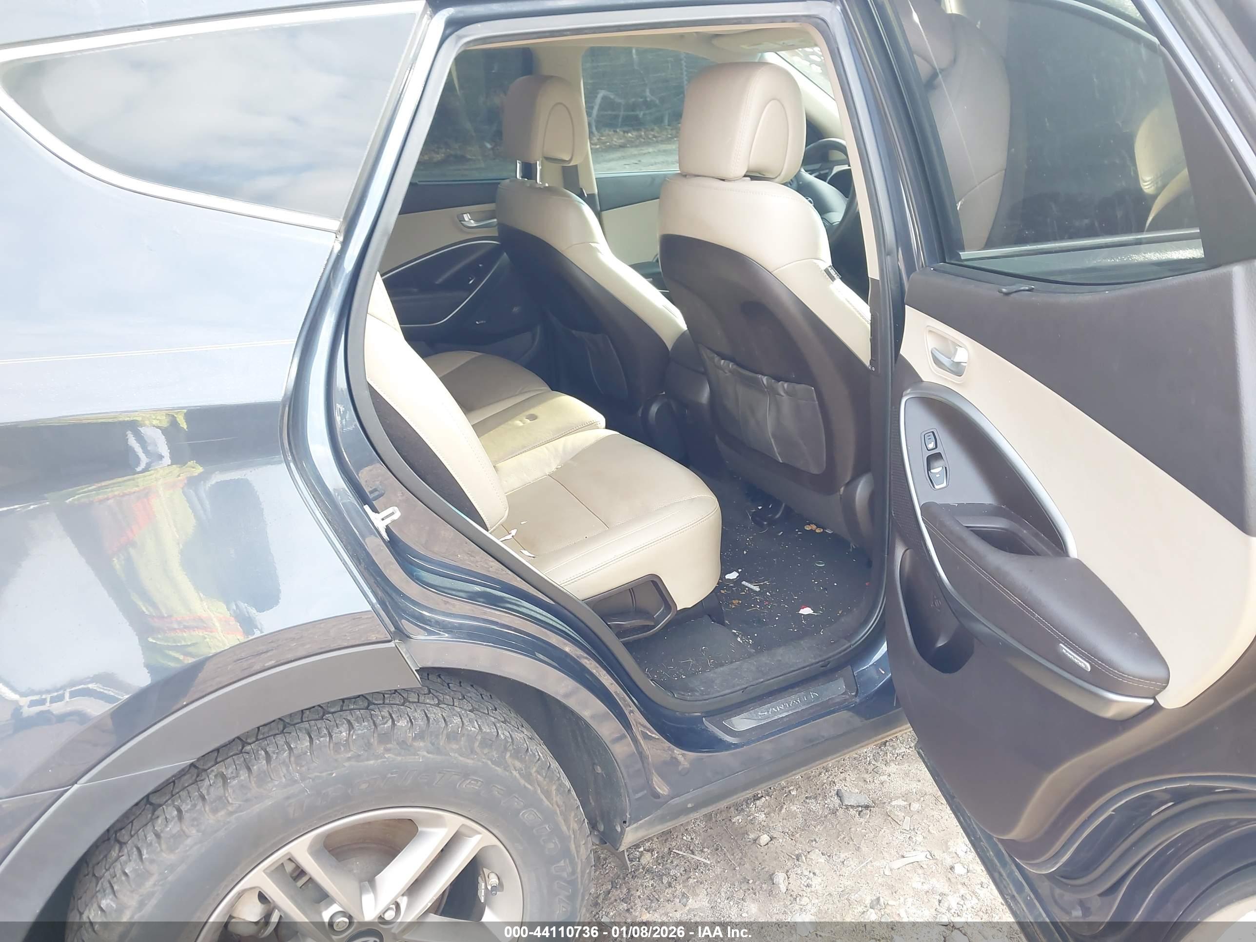 HYUNDAI SANTA image 8