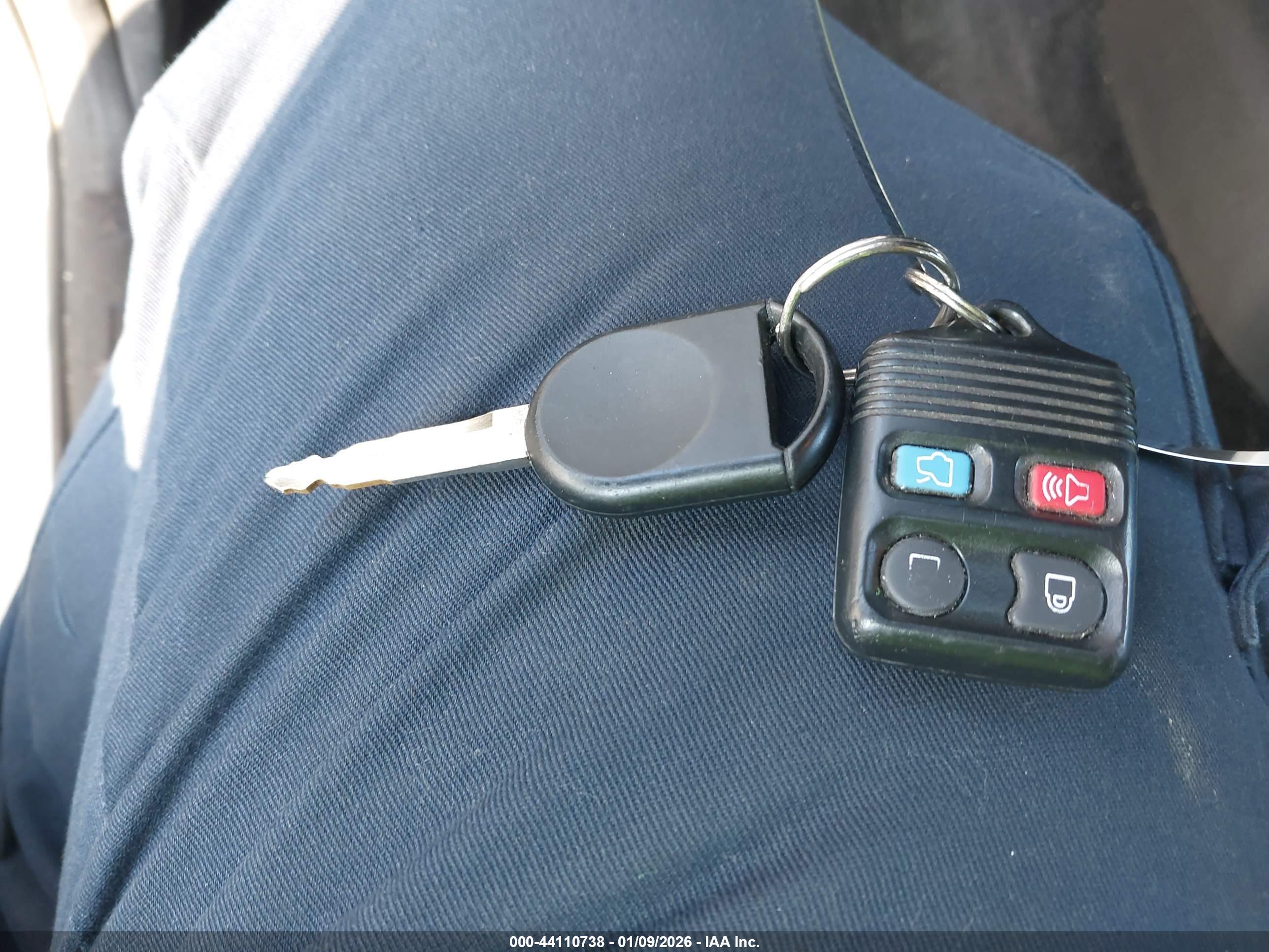 FORD FOCUS image 11