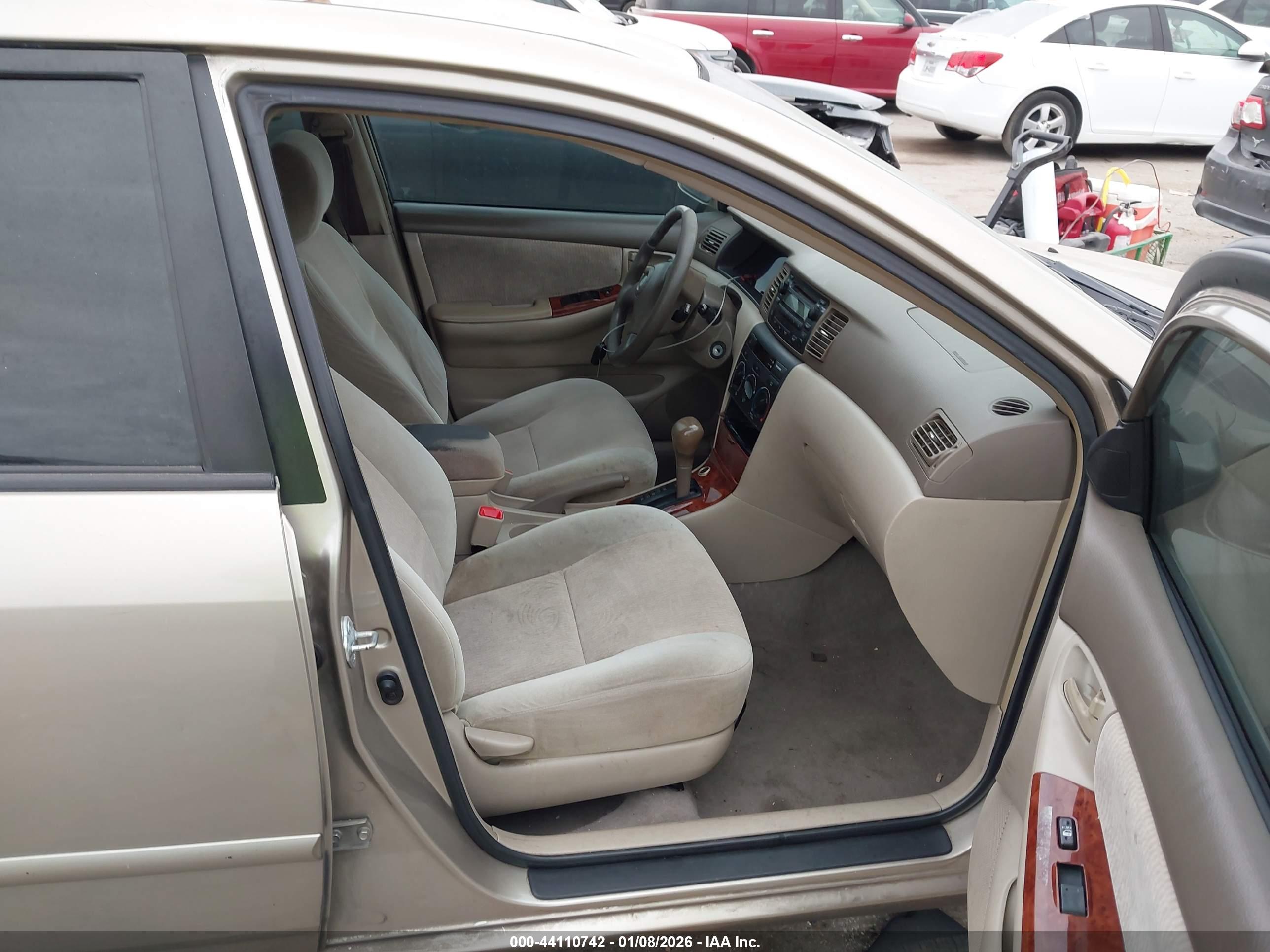 TOYOTA COROLLA image 5