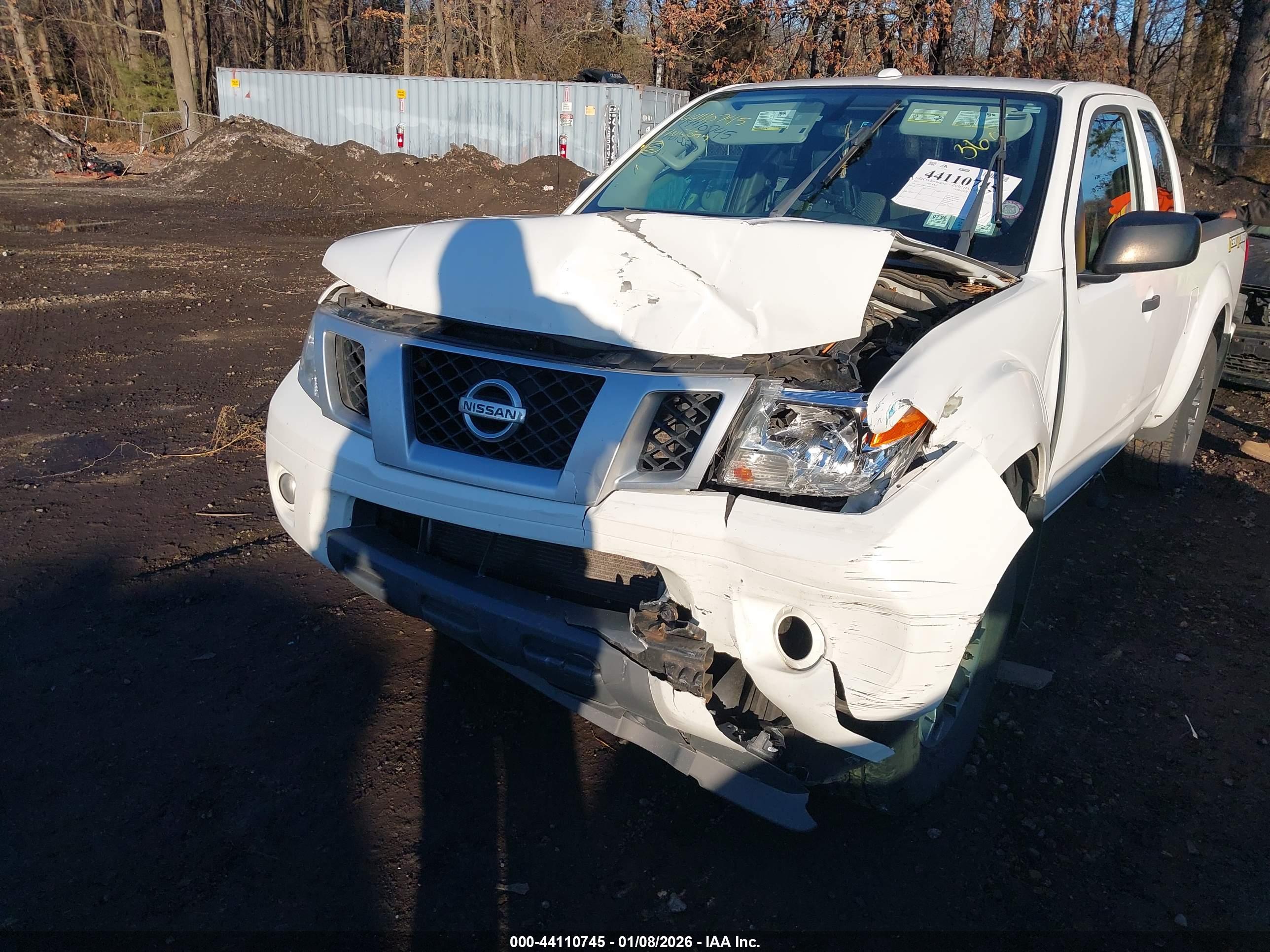 NISSAN FRONTIER image 6