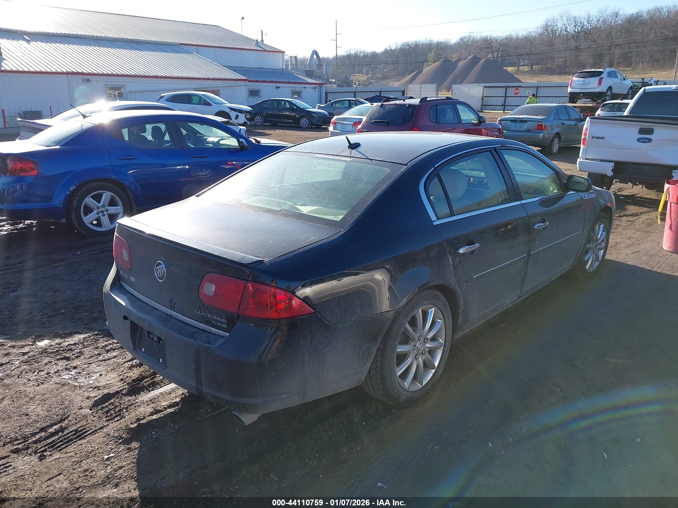 BUICK LUCERNE image 4