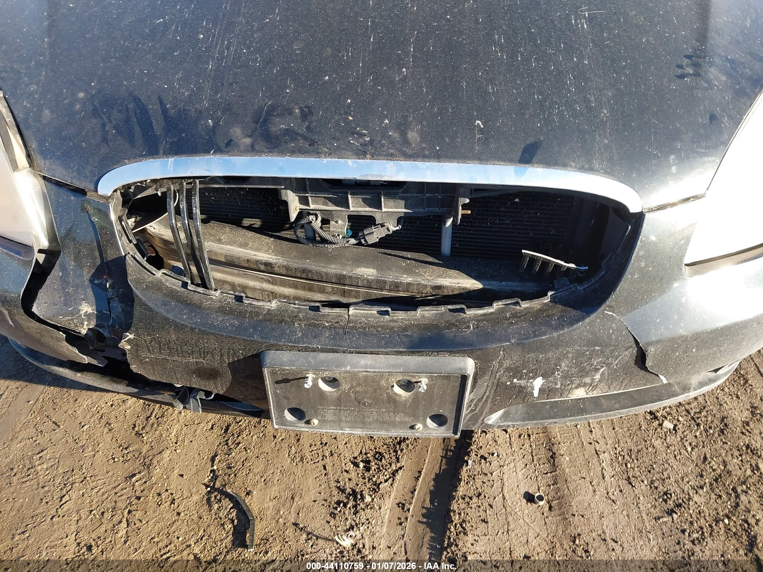 BUICK LUCERNE image 6