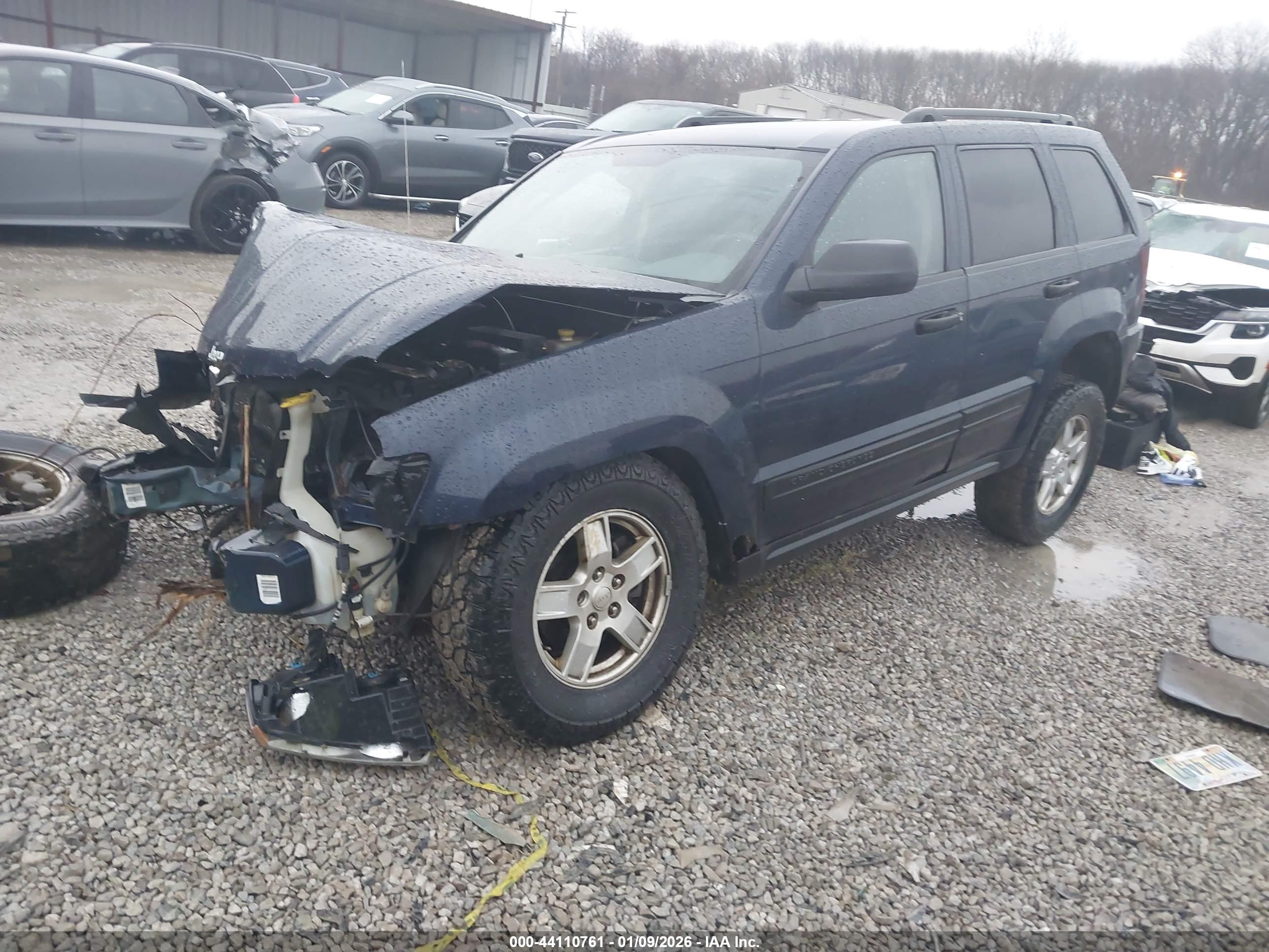 JEEP GRAND image 2