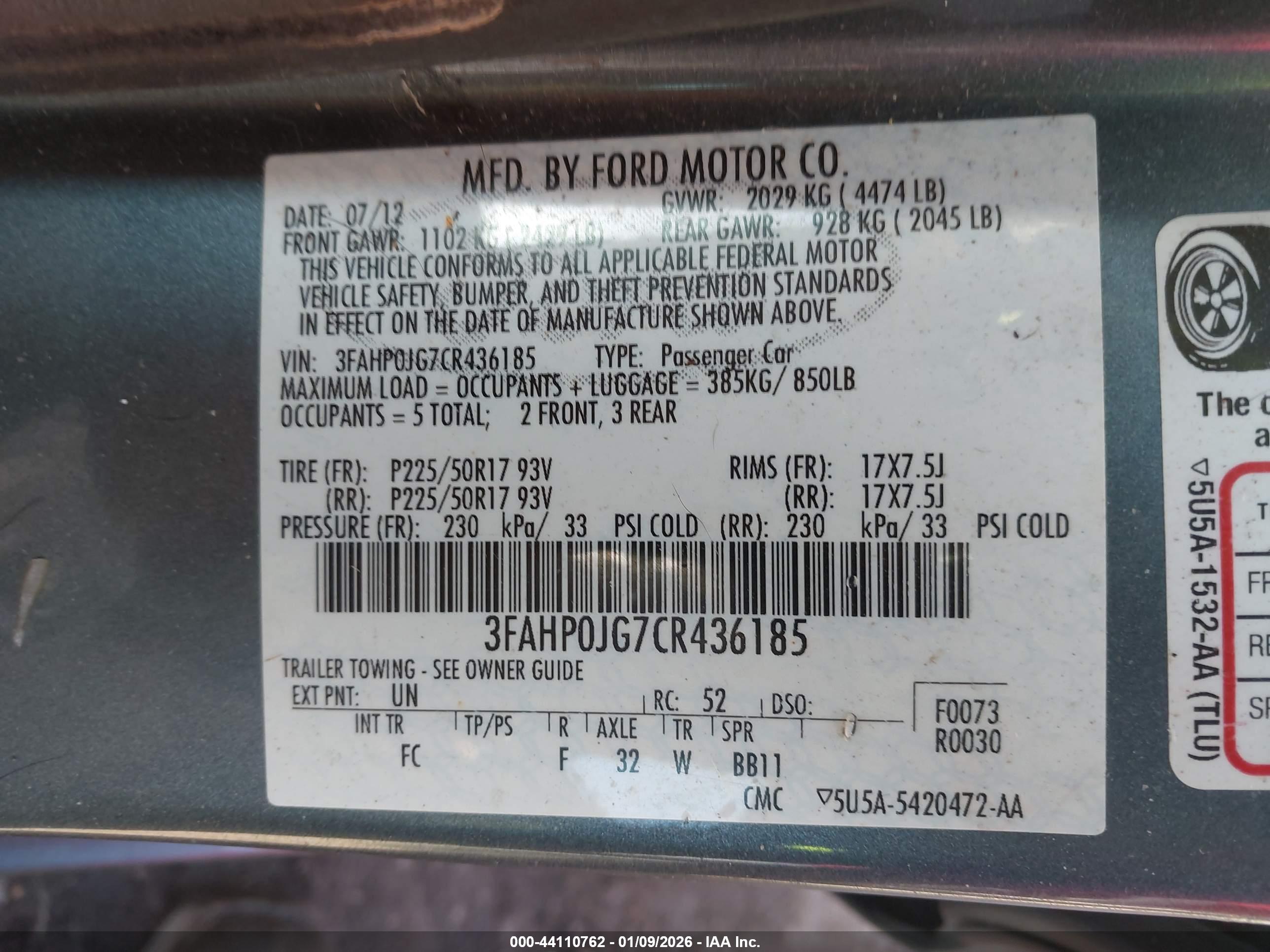 FORD FUSION image 9