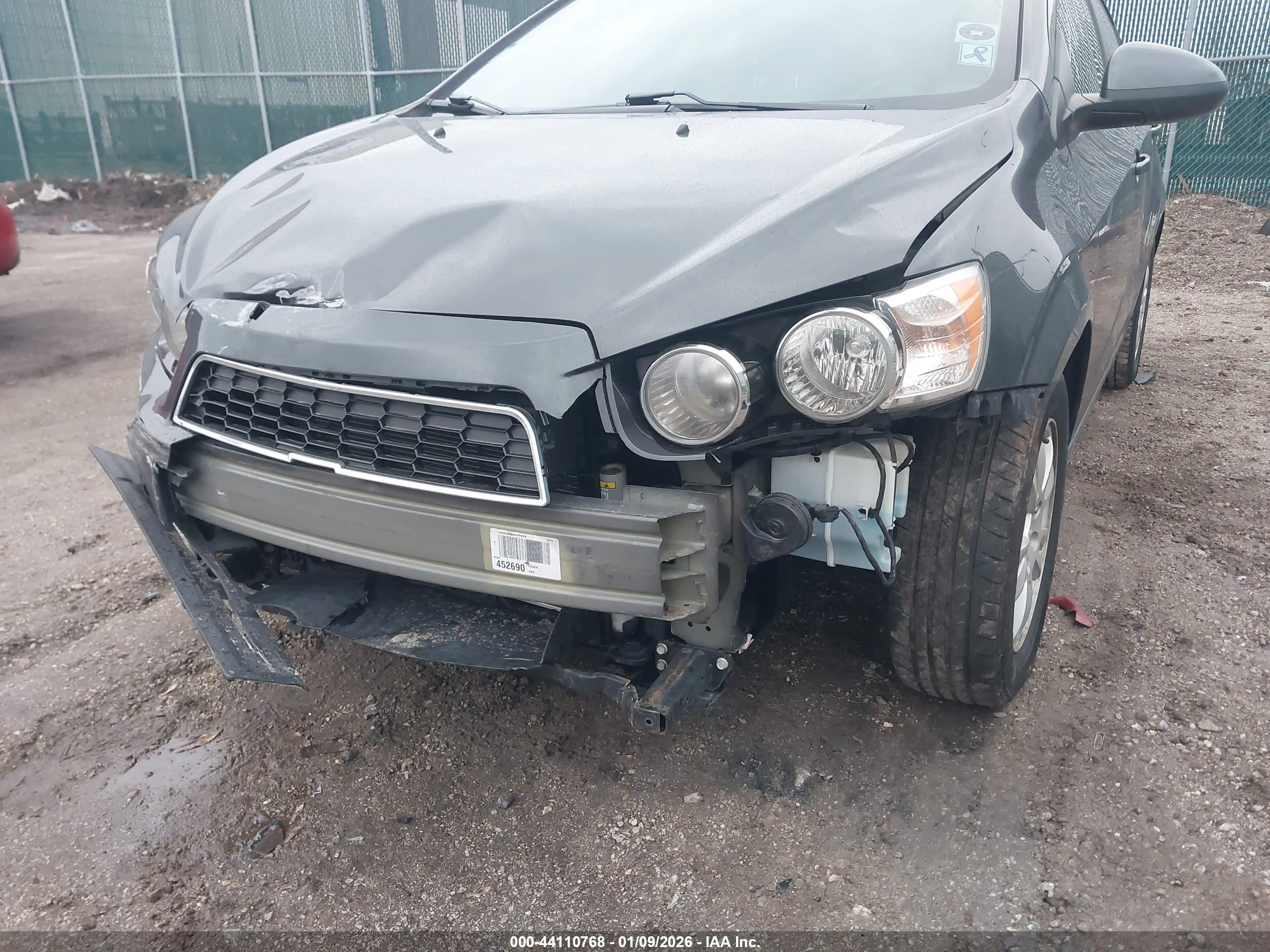 CHEVROLET SONIC image 6