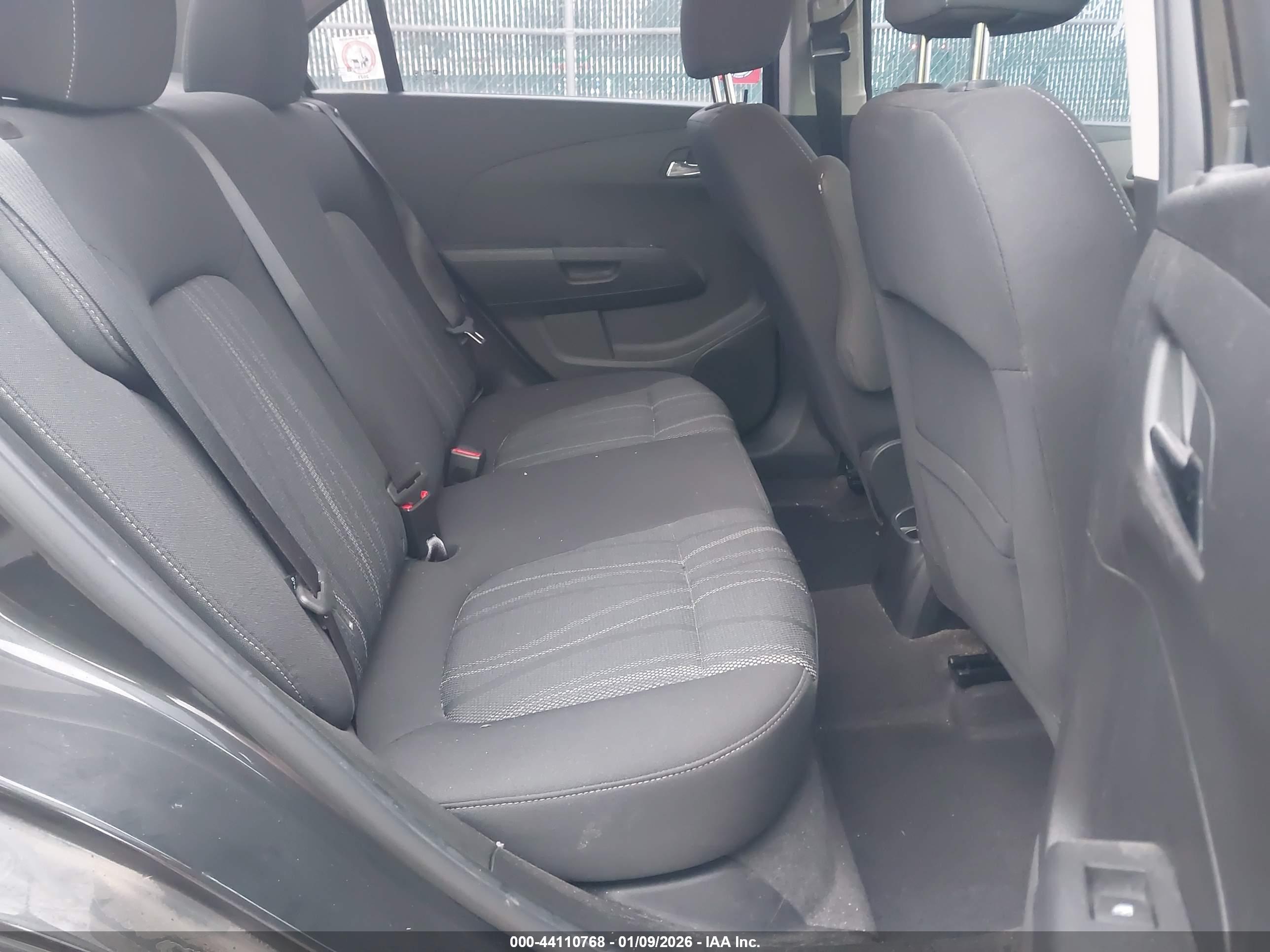 CHEVROLET SONIC image 8
