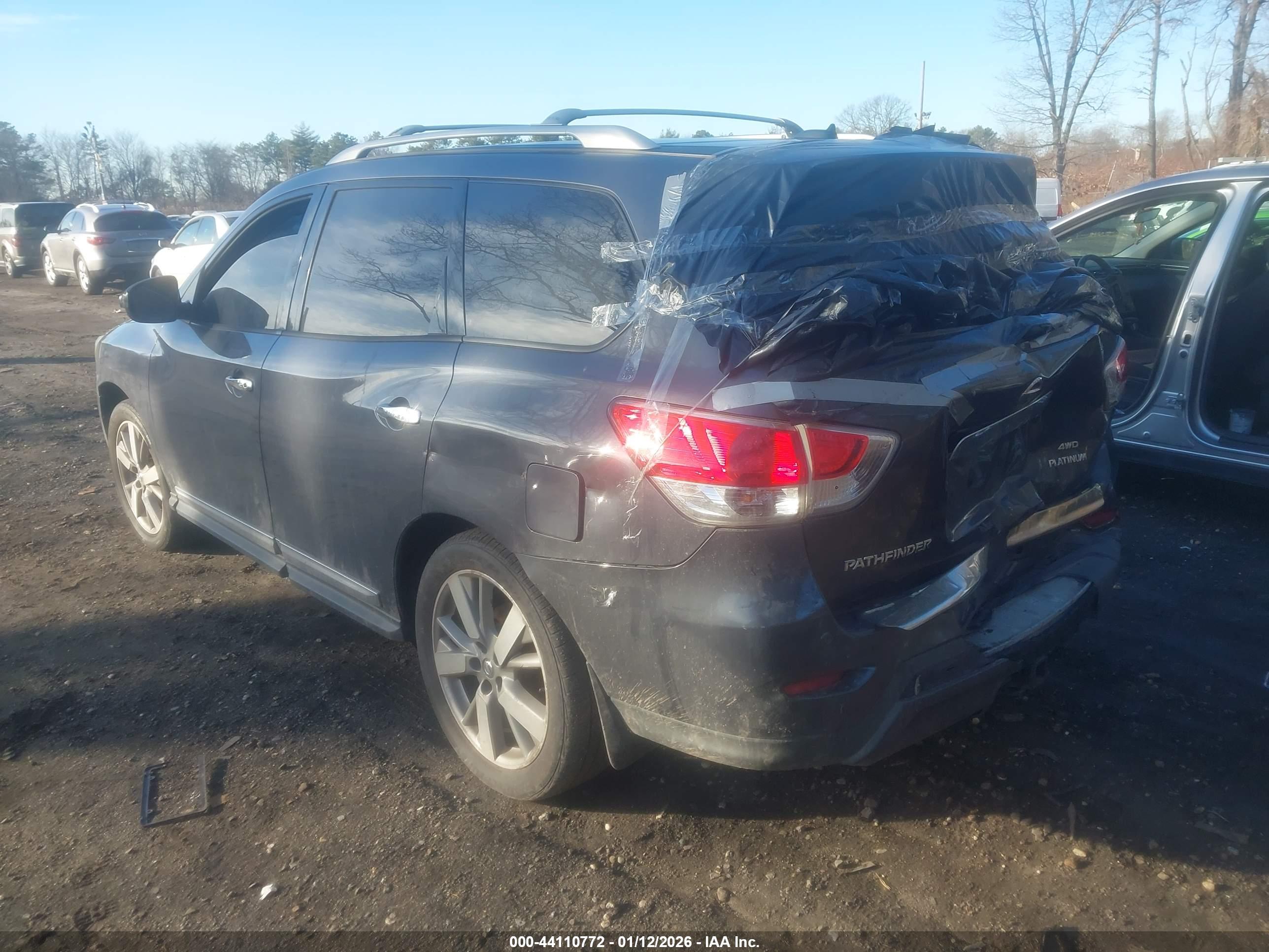 NISSAN PATHFINDER image 3