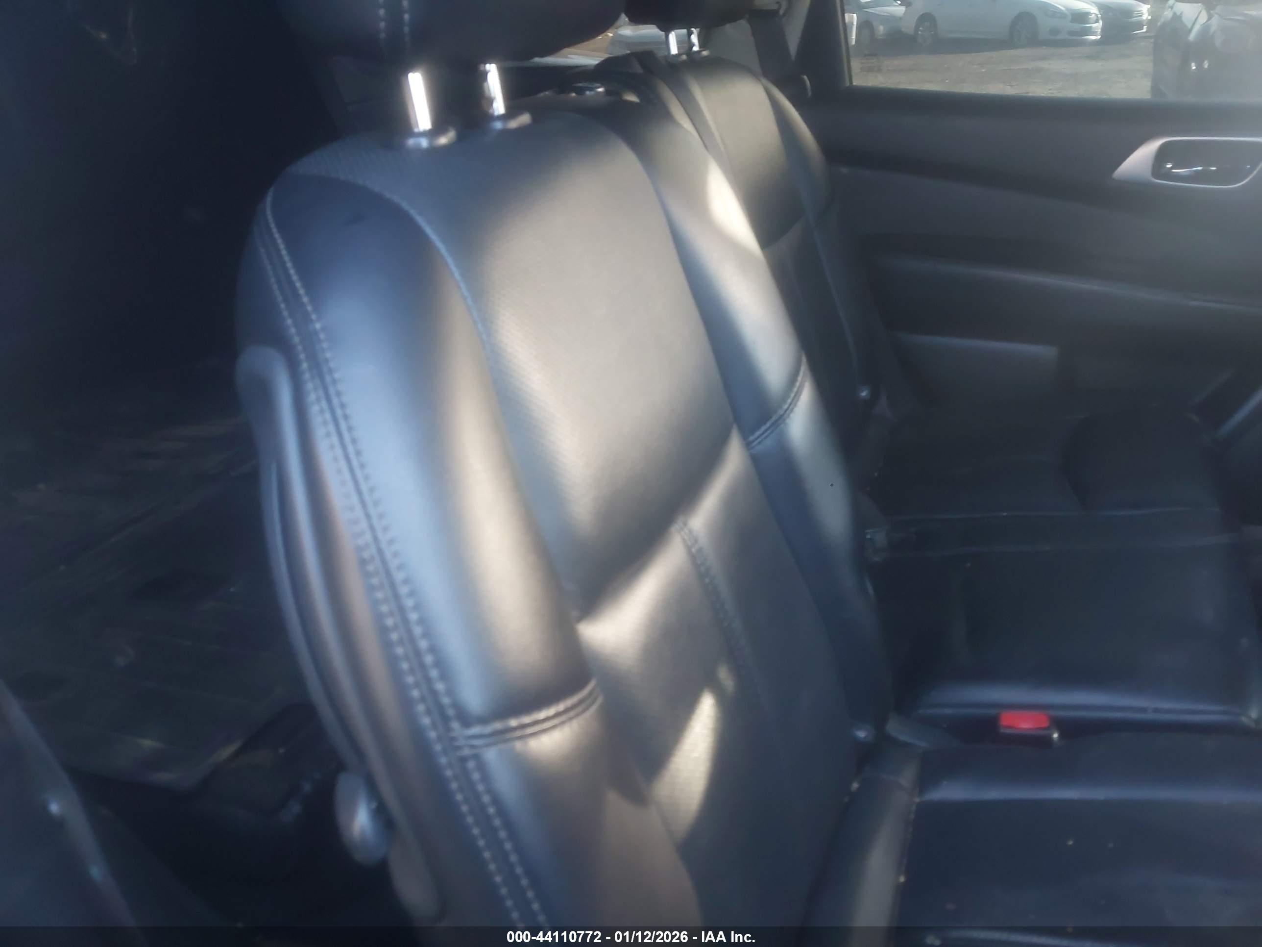 NISSAN PATHFINDER image 8