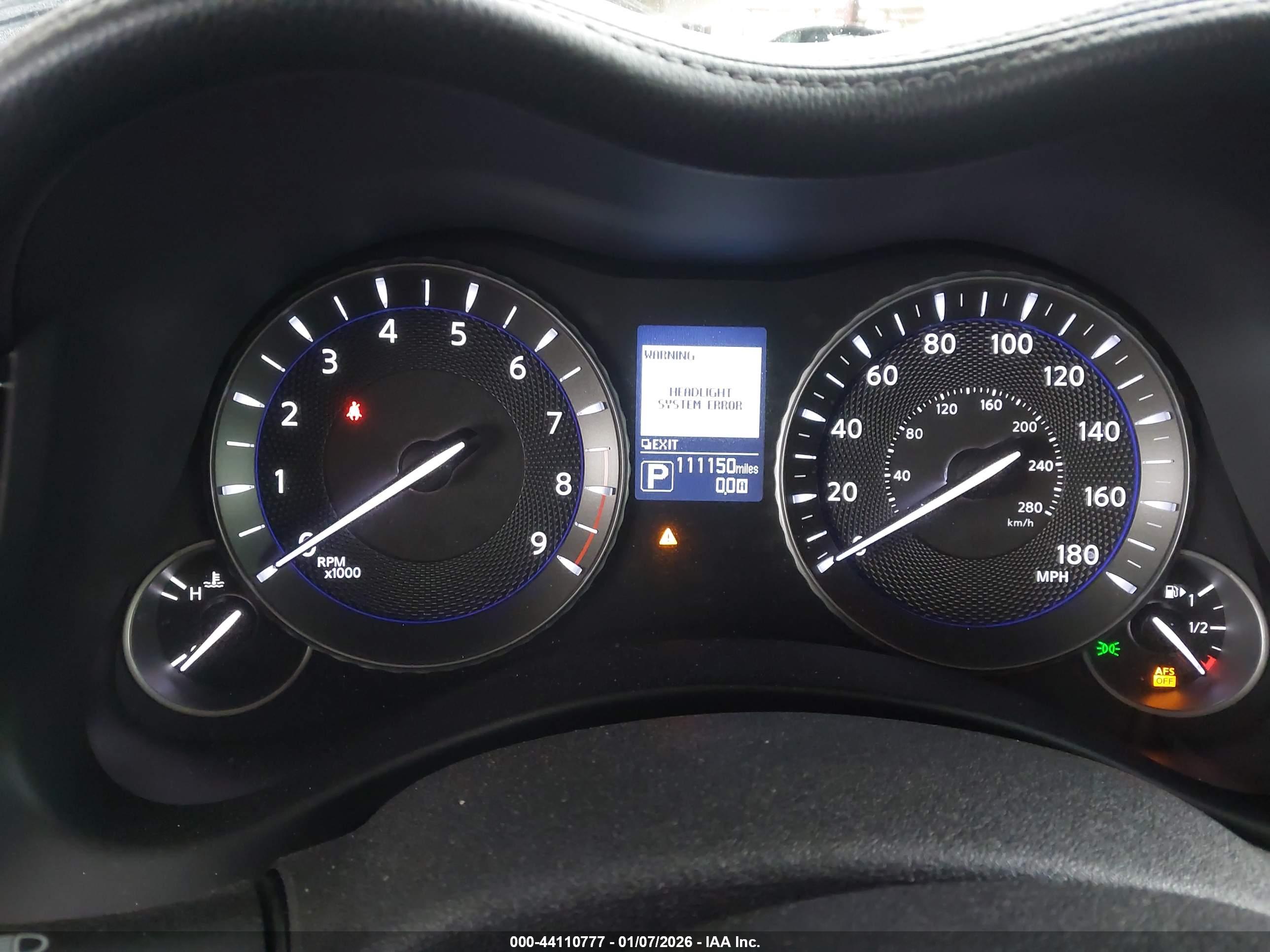 INFINITI Q70L image 7