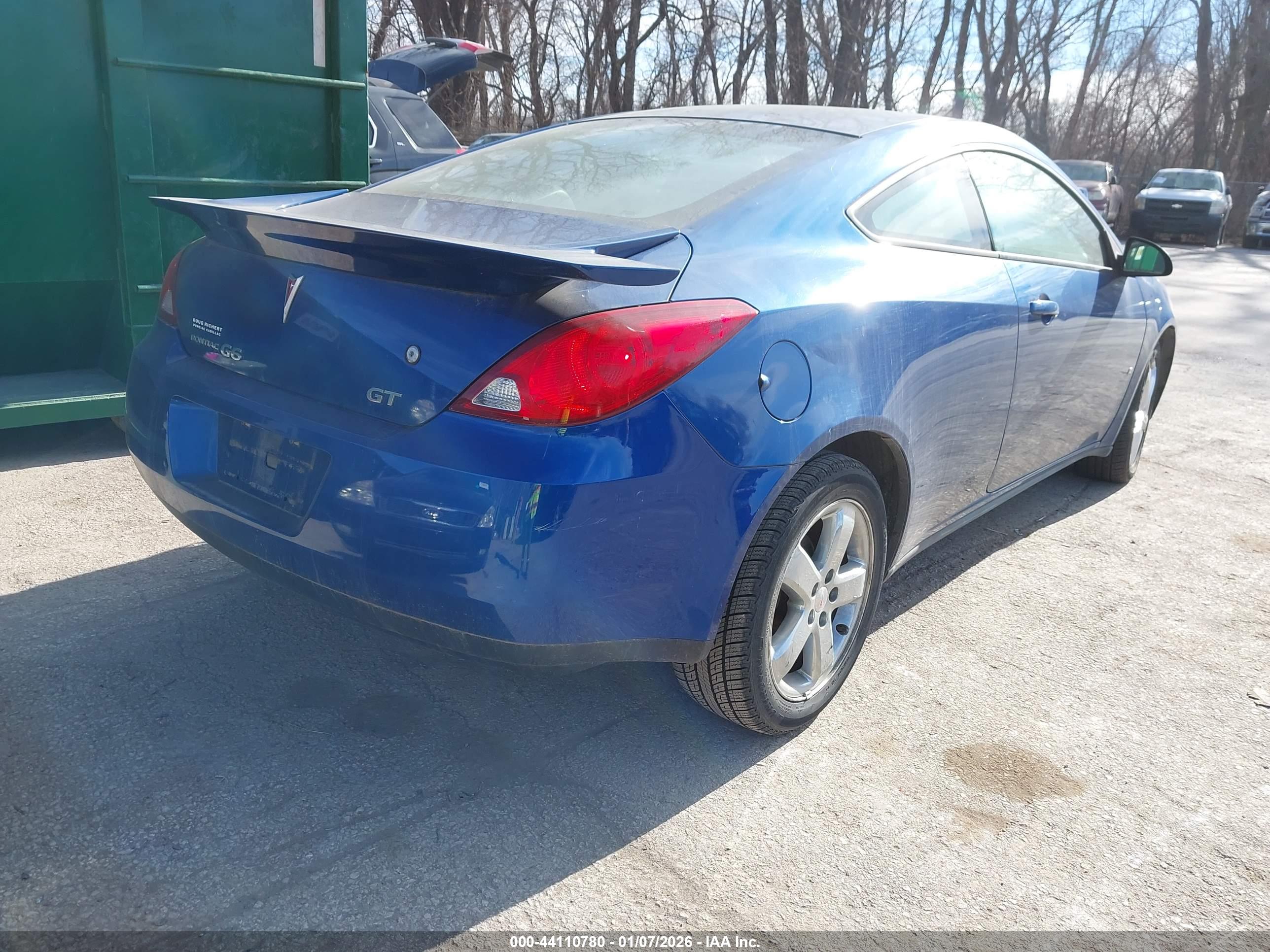PONTIAC G6 image 4
