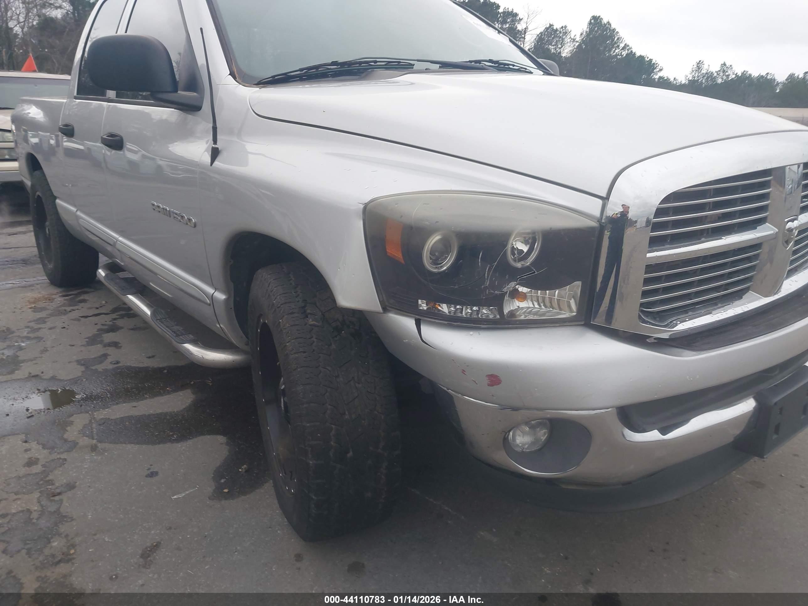 DODGE RAM image 6
