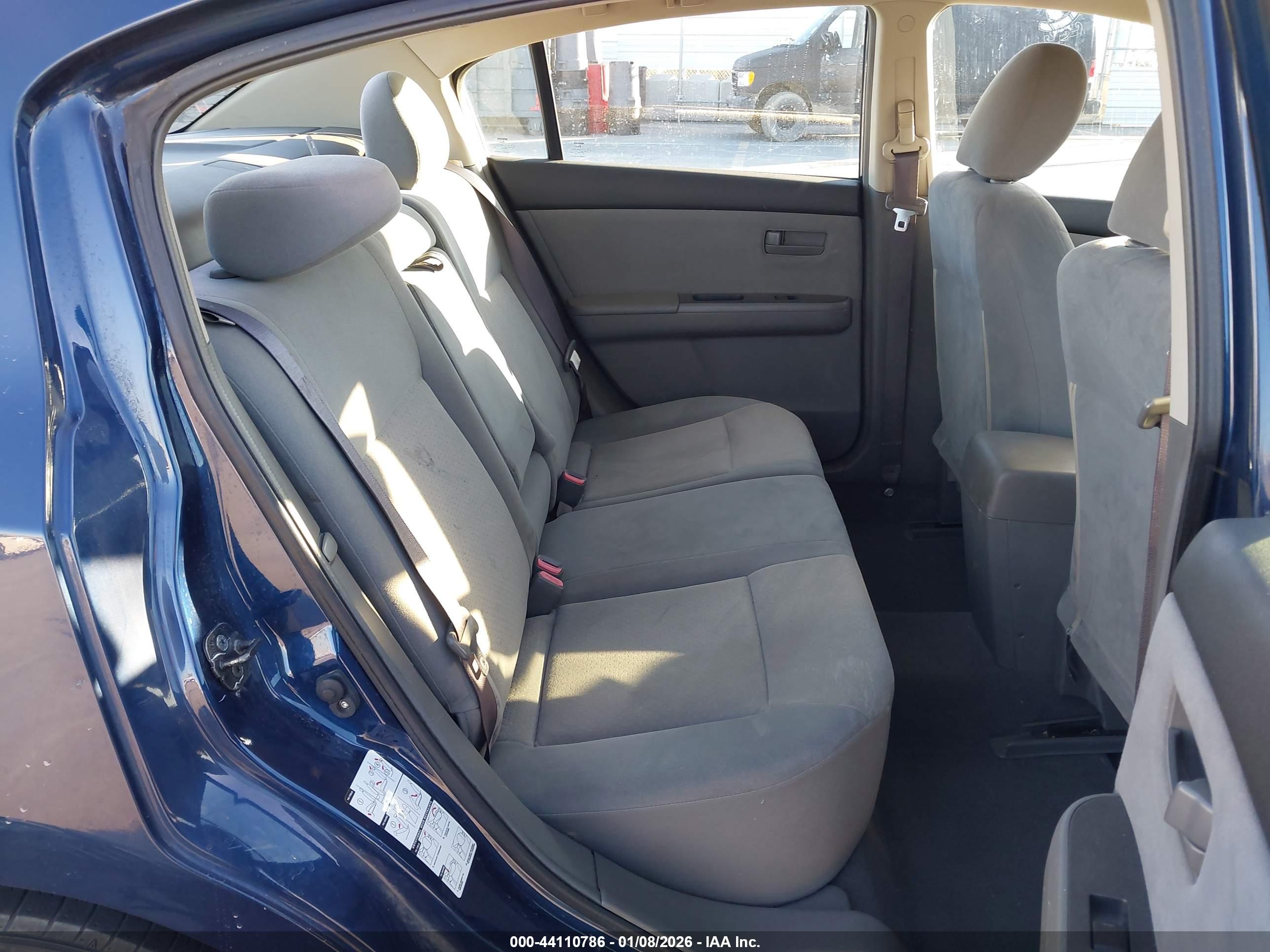 NISSAN SENTRA image 8