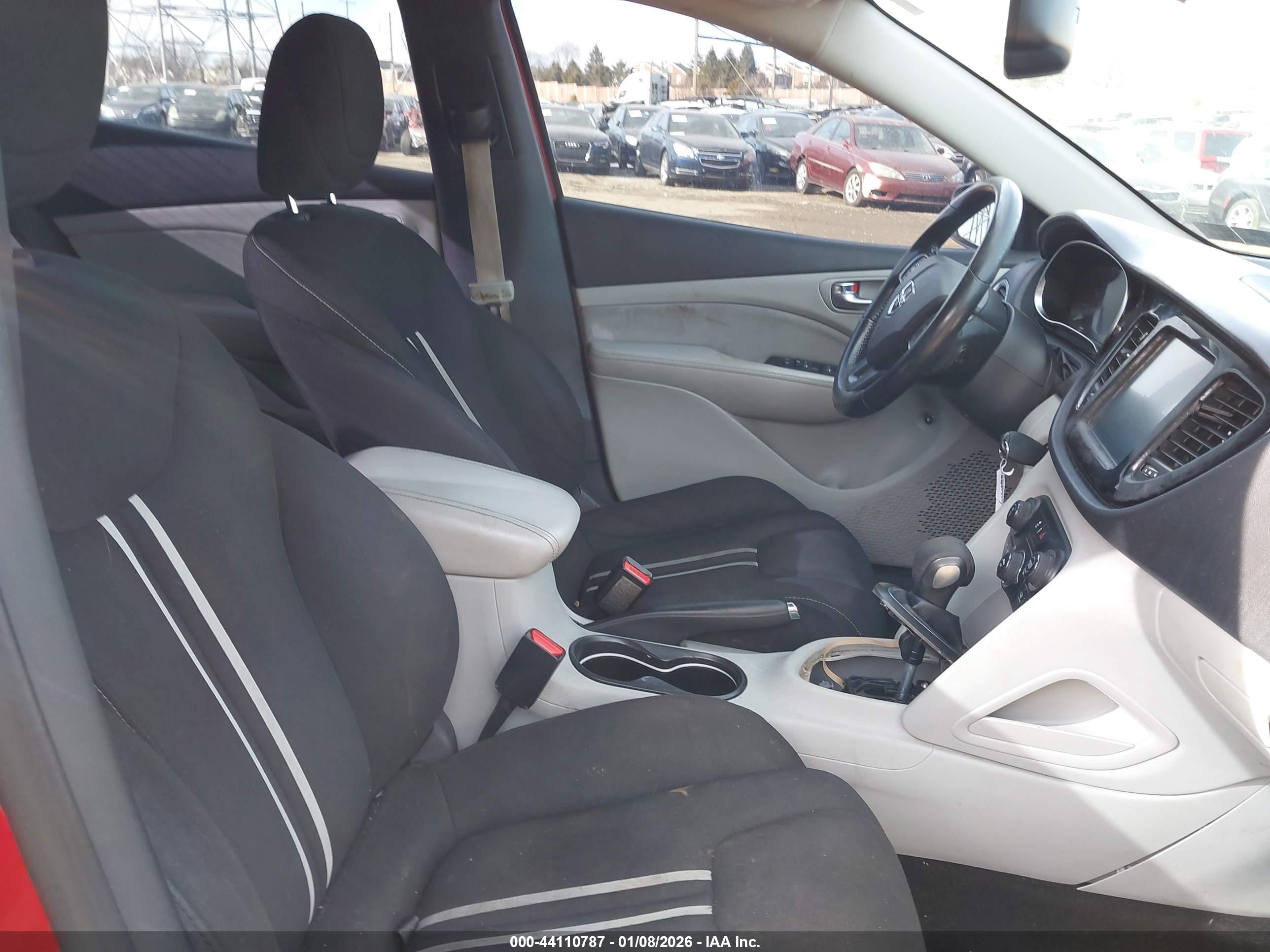 DODGE DART image 5