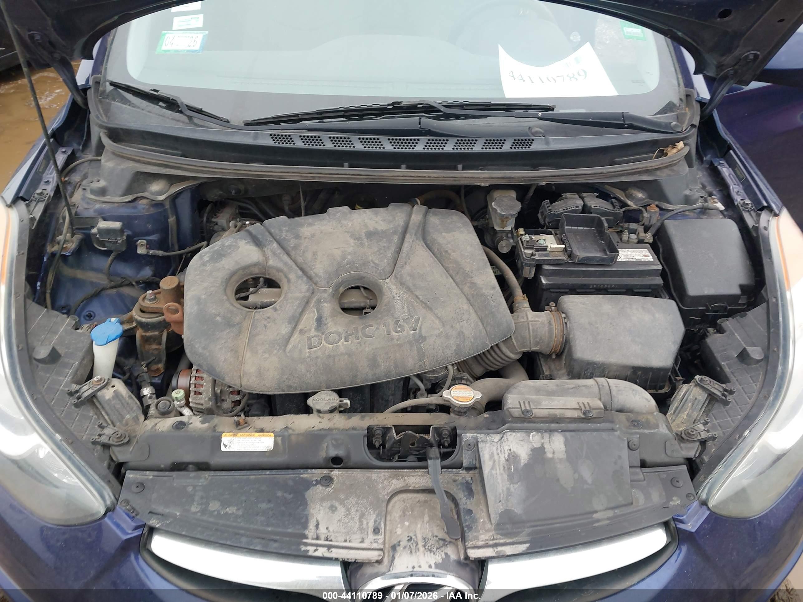HYUNDAI ELANTRA image 10