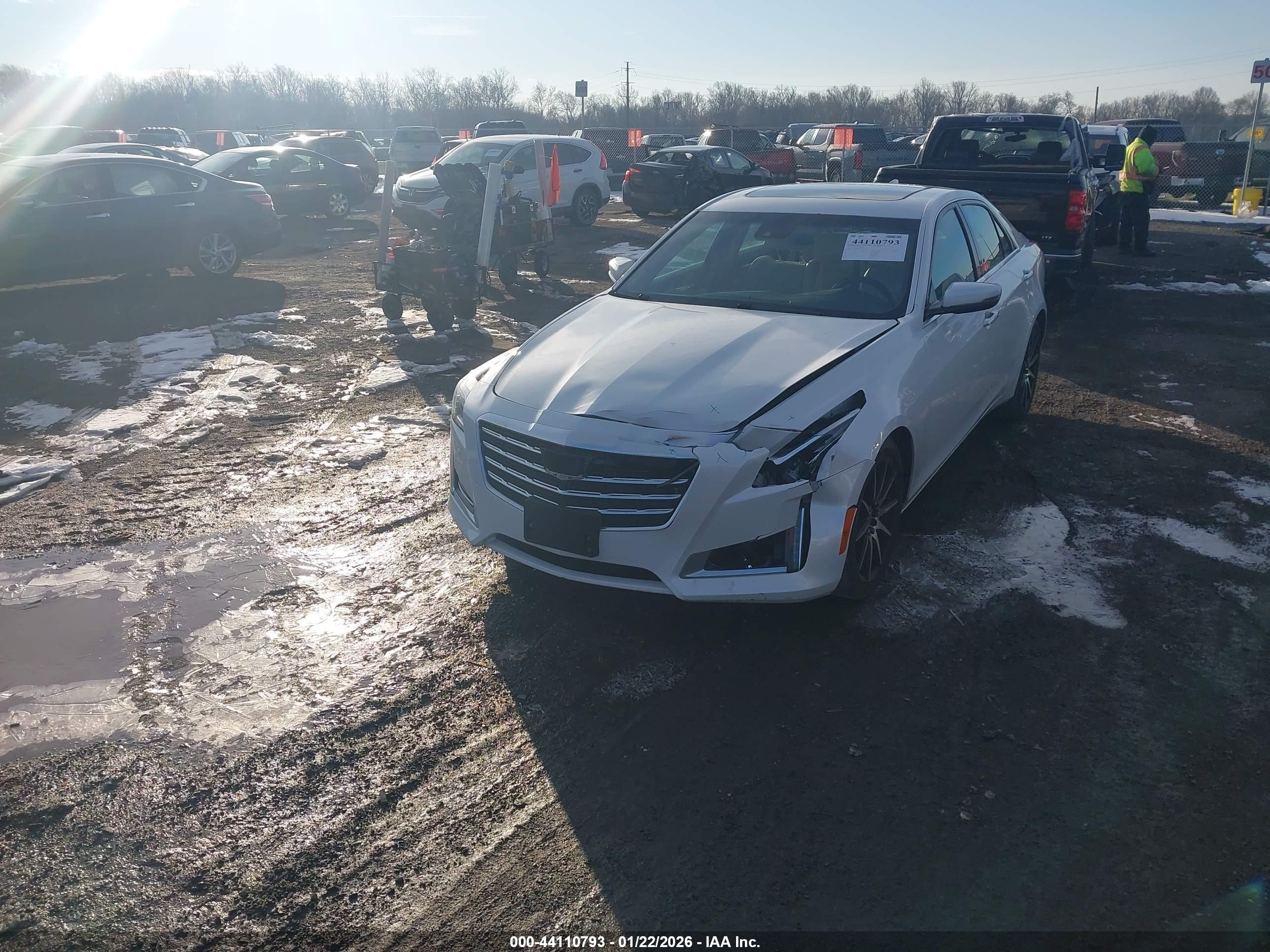 CADILLAC CTS image 2