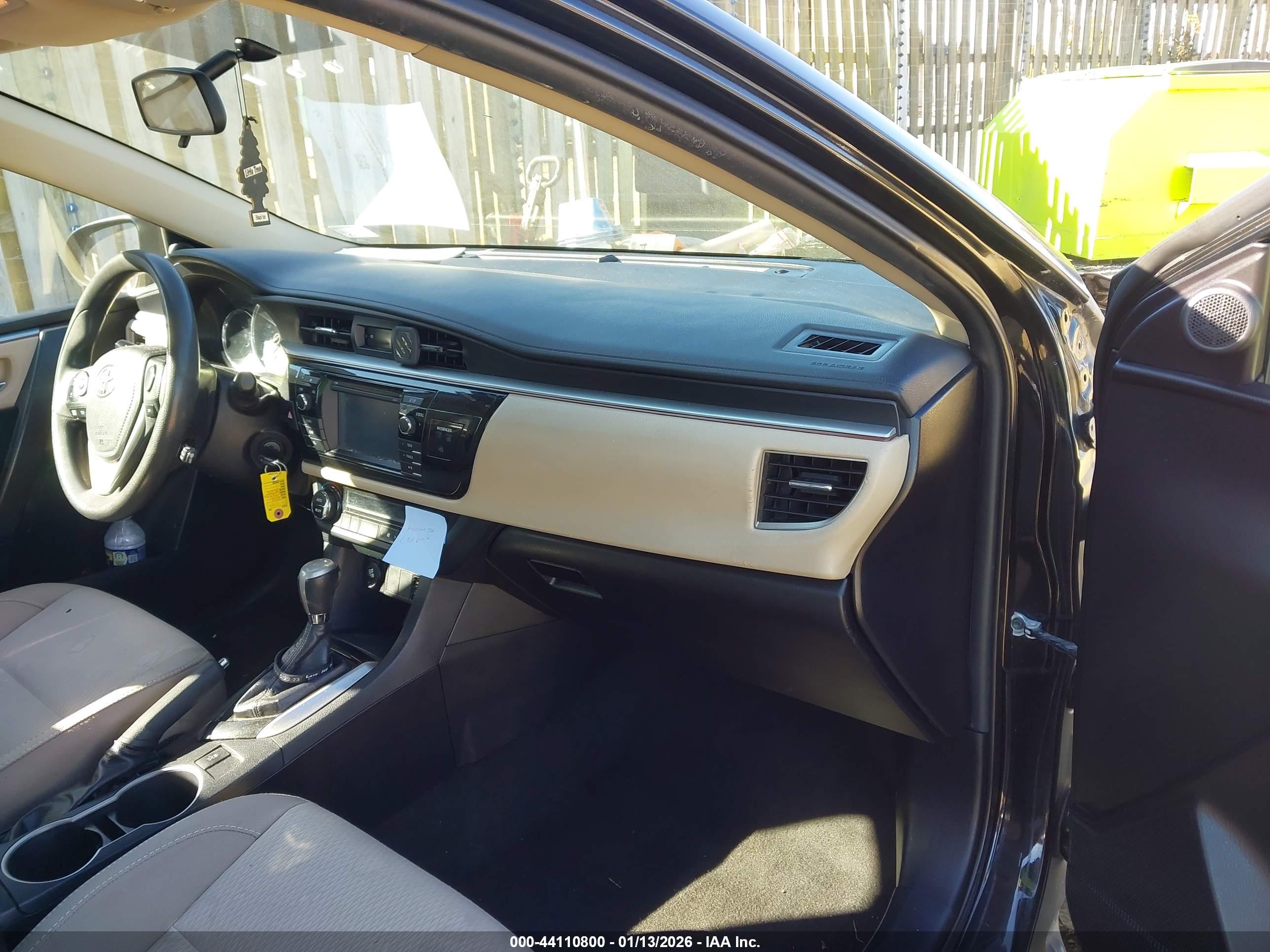 TOYOTA COROLLA image 5