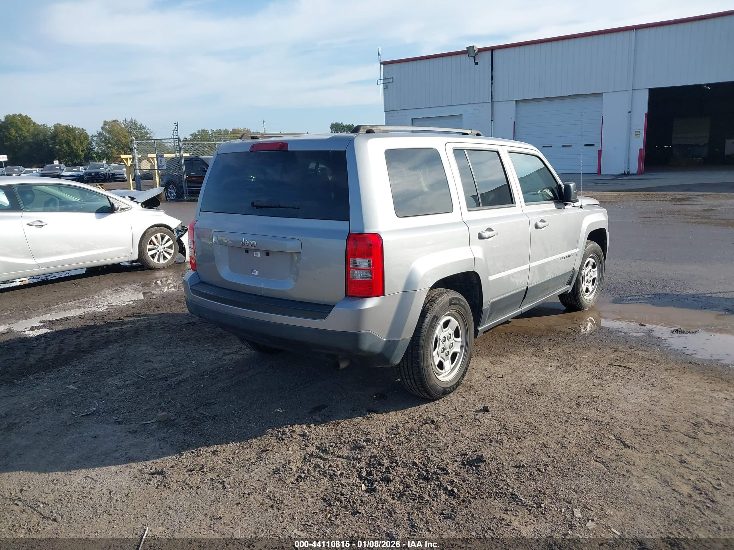 JEEP PATRIOT image 4