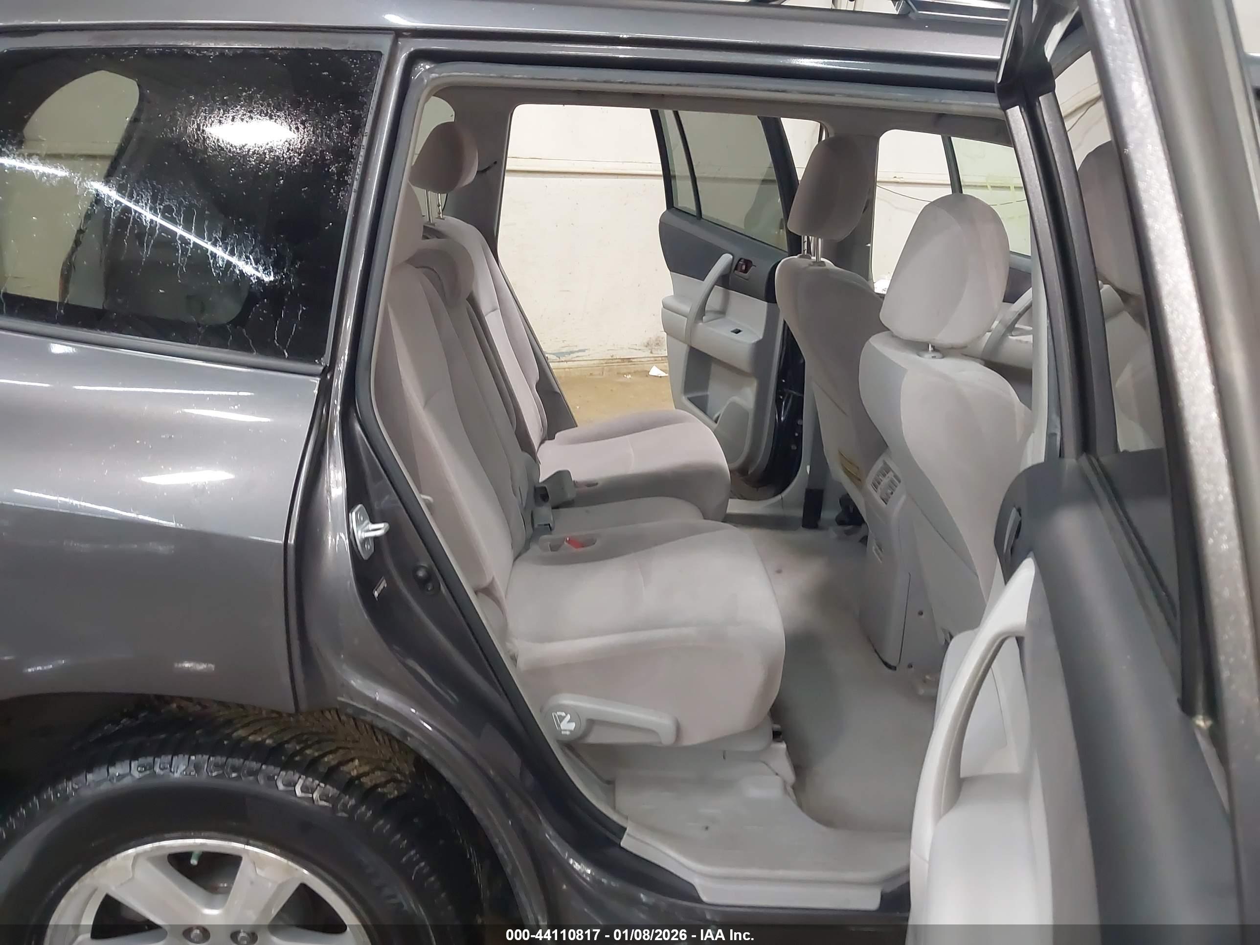 TOYOTA HIGHLANDER image 8