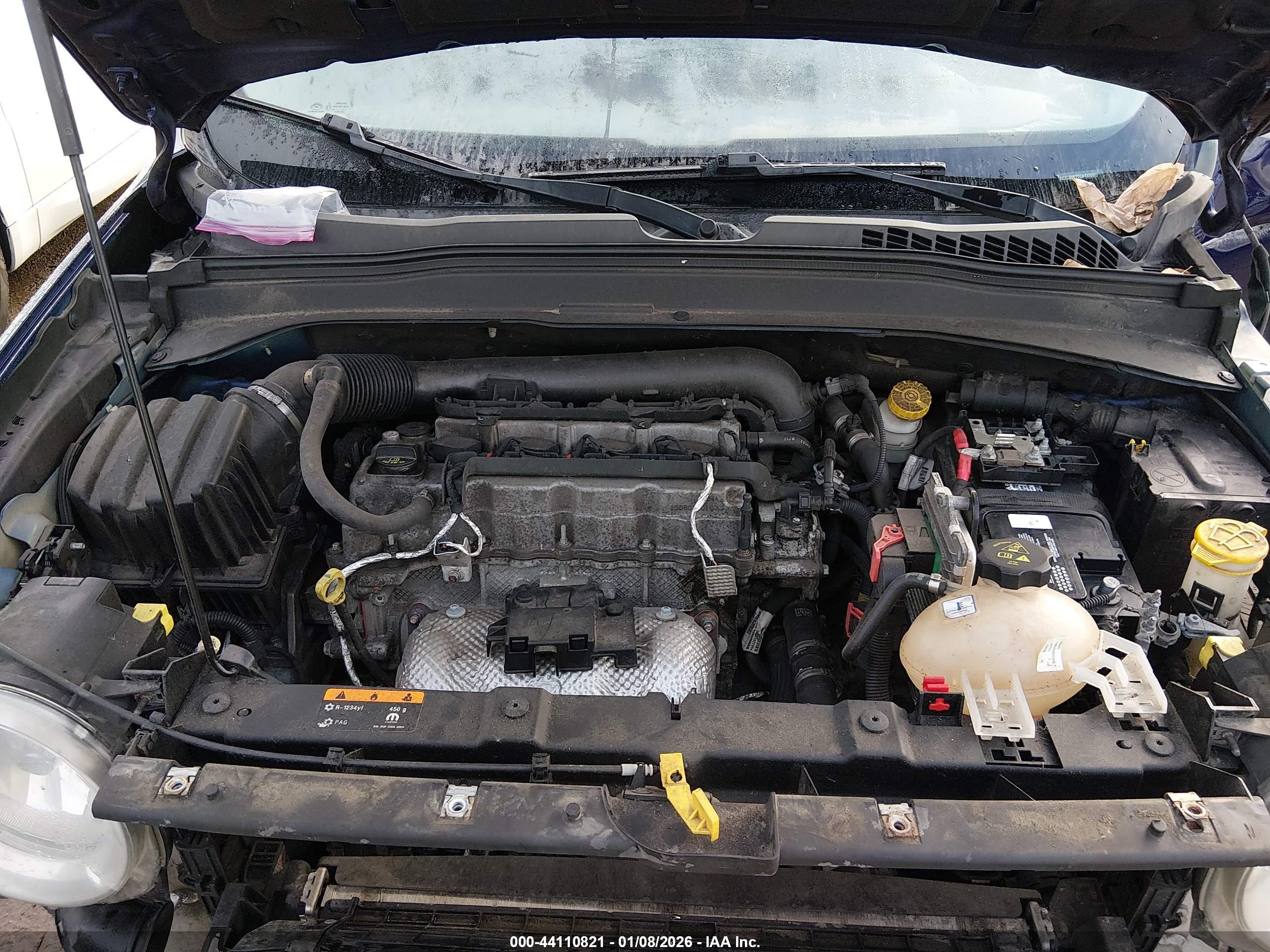 JEEP RENEGADE image 10