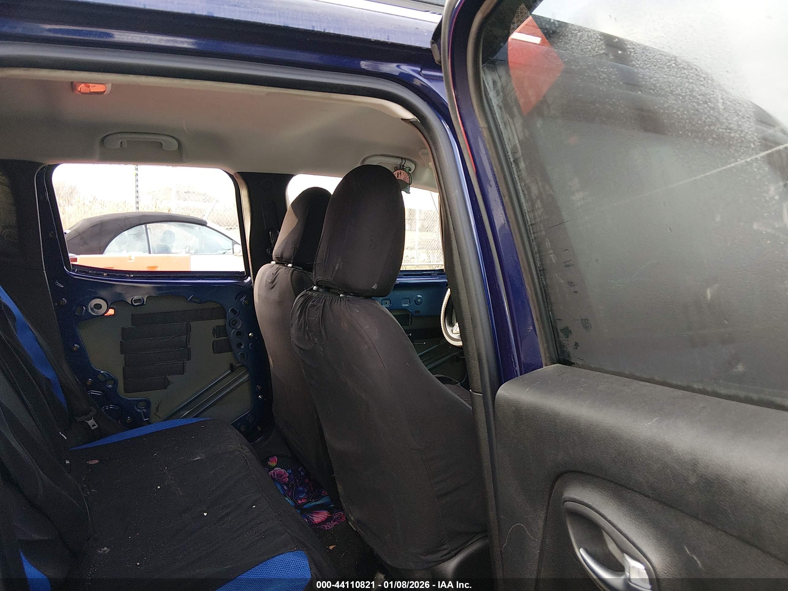 JEEP RENEGADE image 8