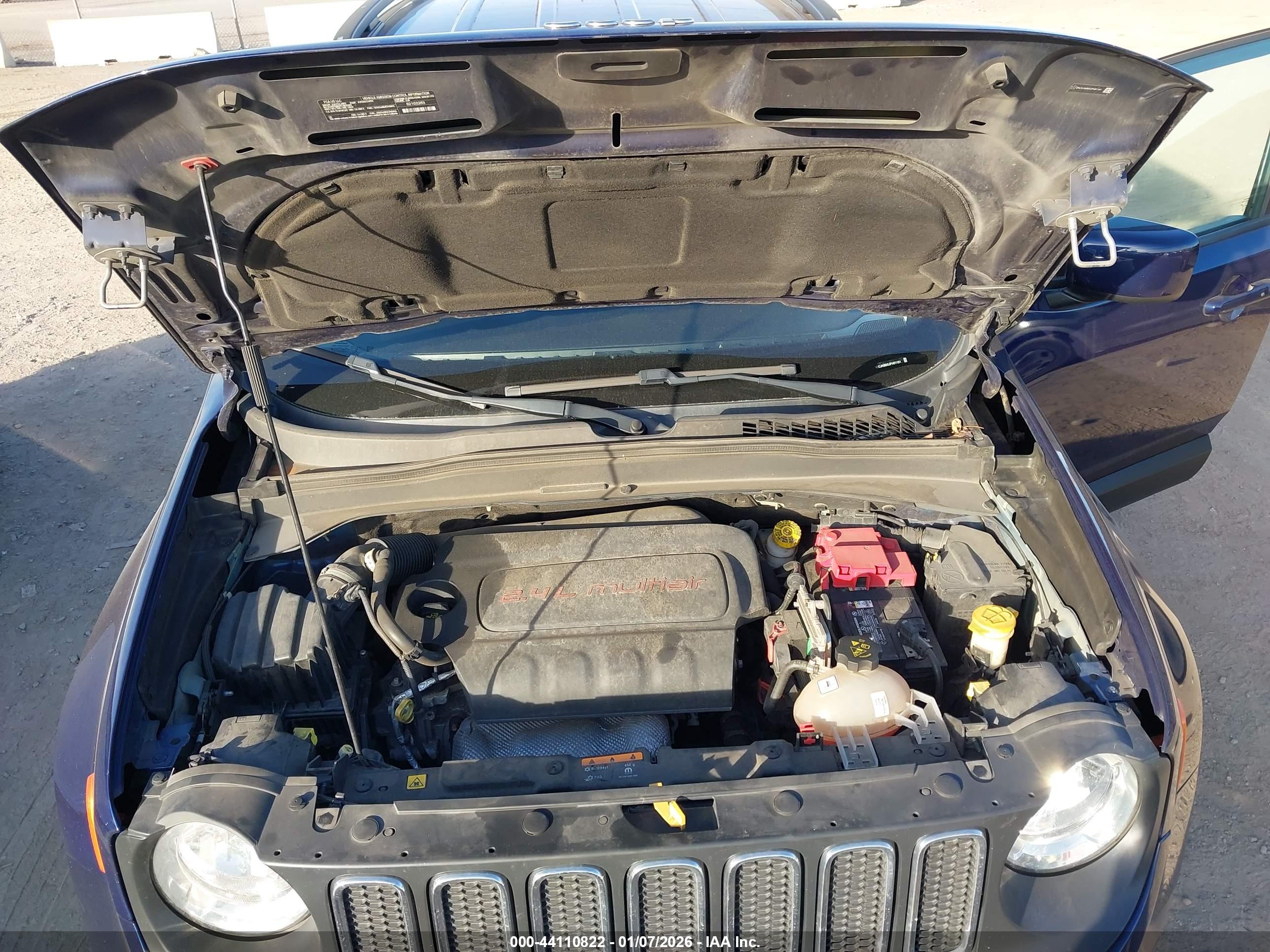 JEEP RENEGADE image 10