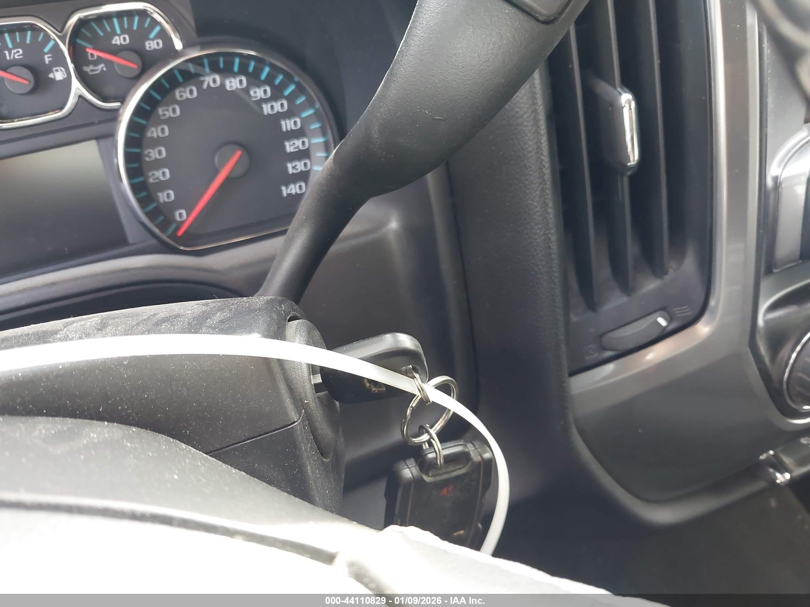 CHEVROLET SILVERADO image 11
