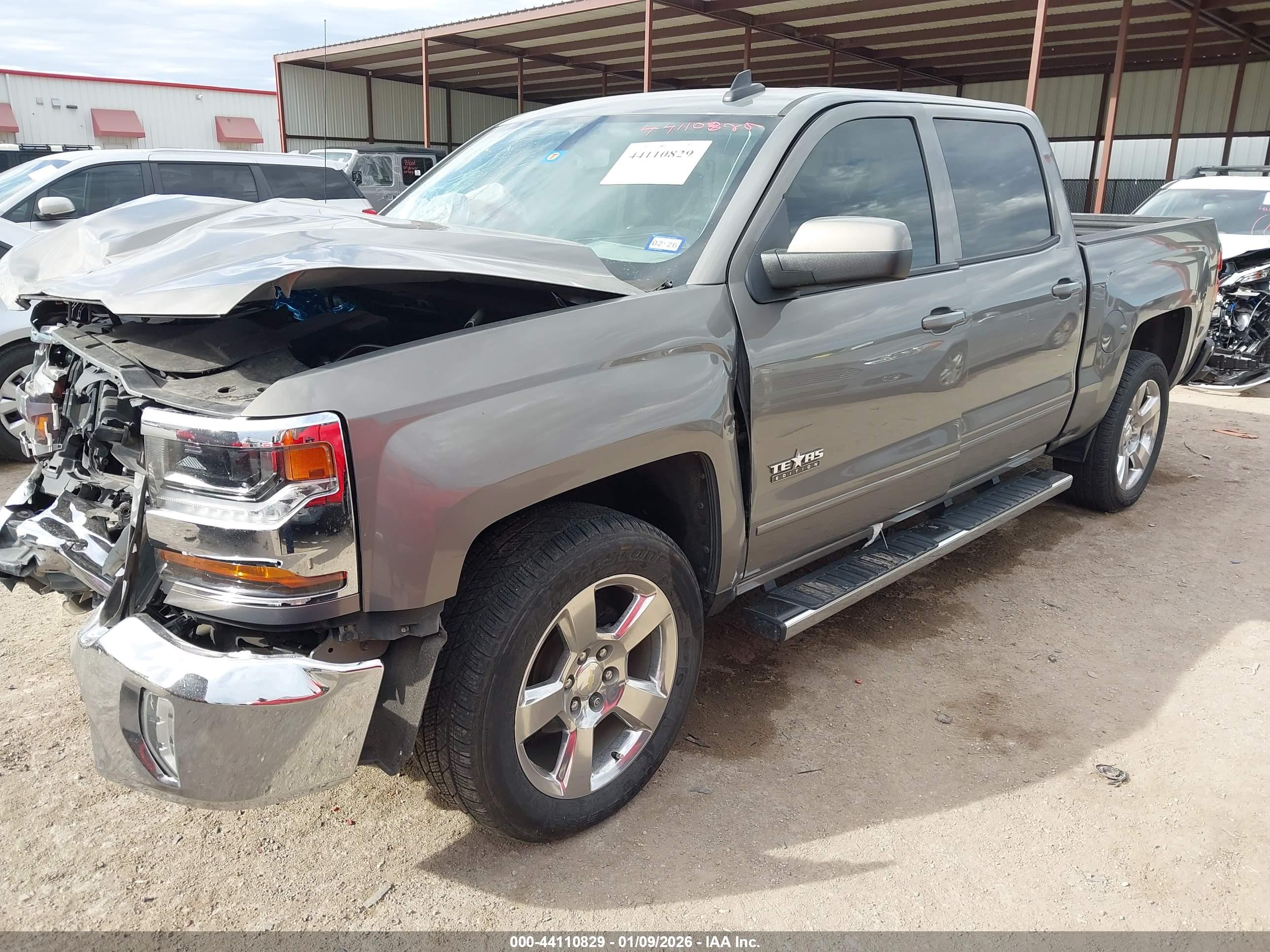 CHEVROLET SILVERADO image 2