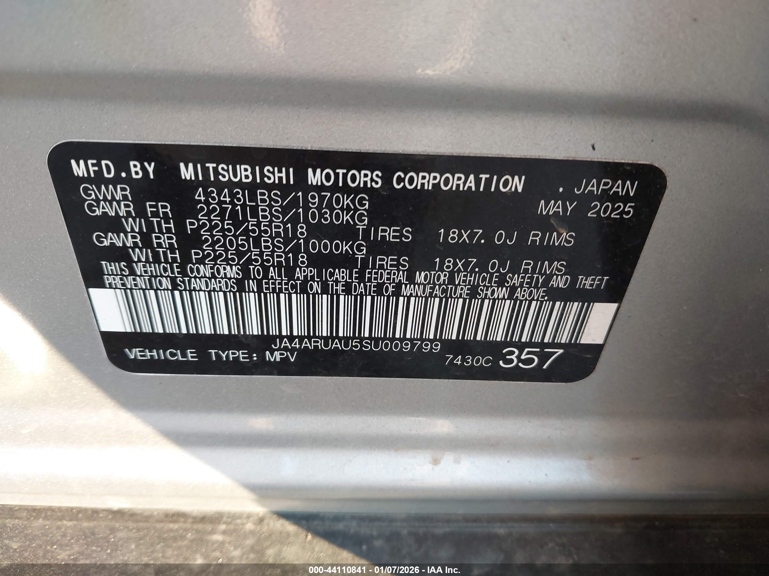 MITSUBISHI OUTLANDER image 9