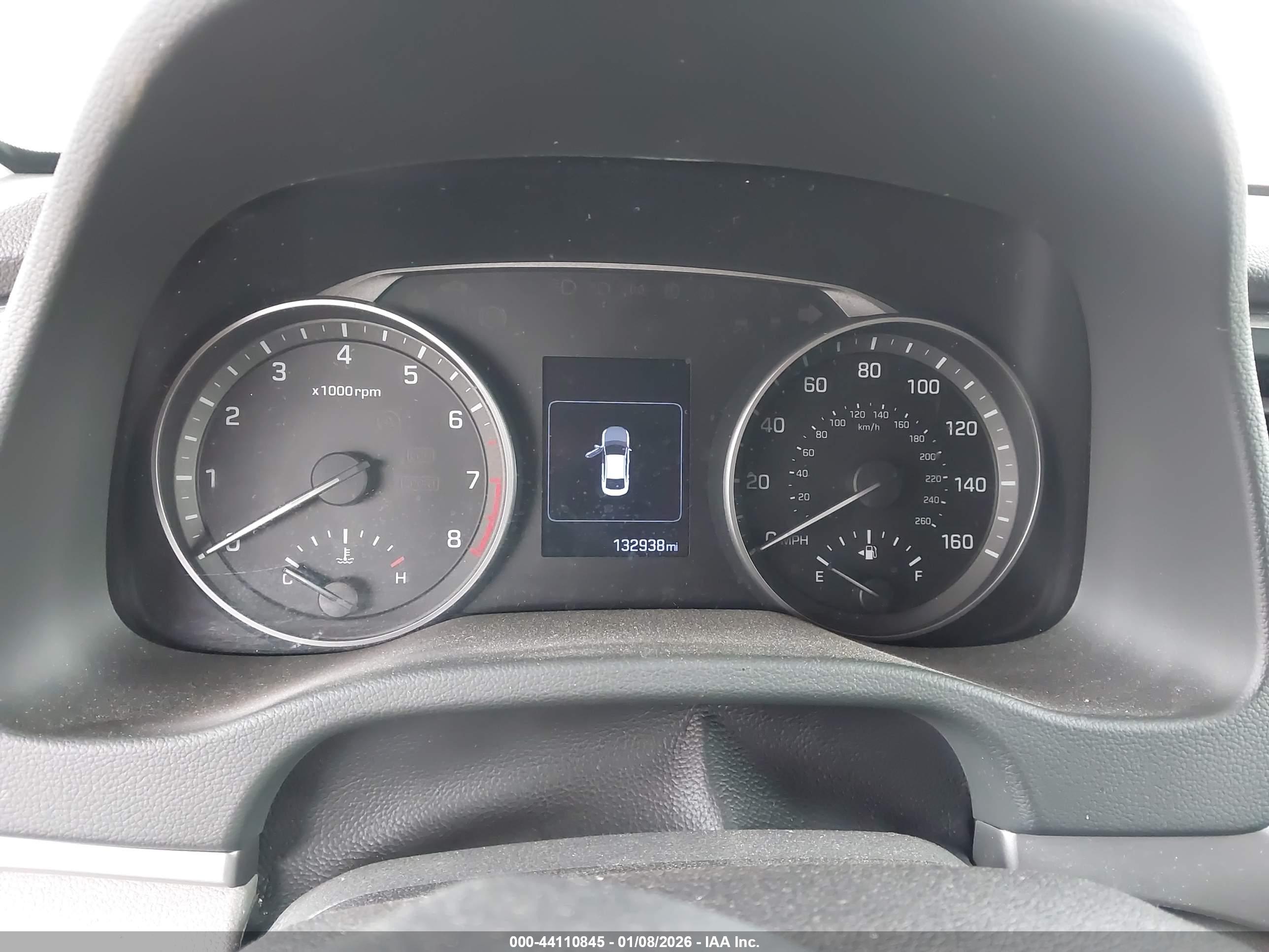 HYUNDAI ELANTRA image 7