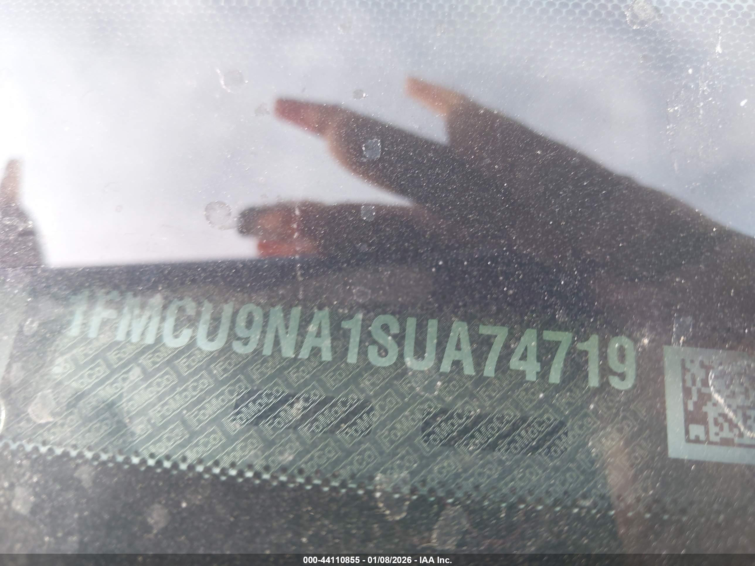 FORD ESCAPE image 9