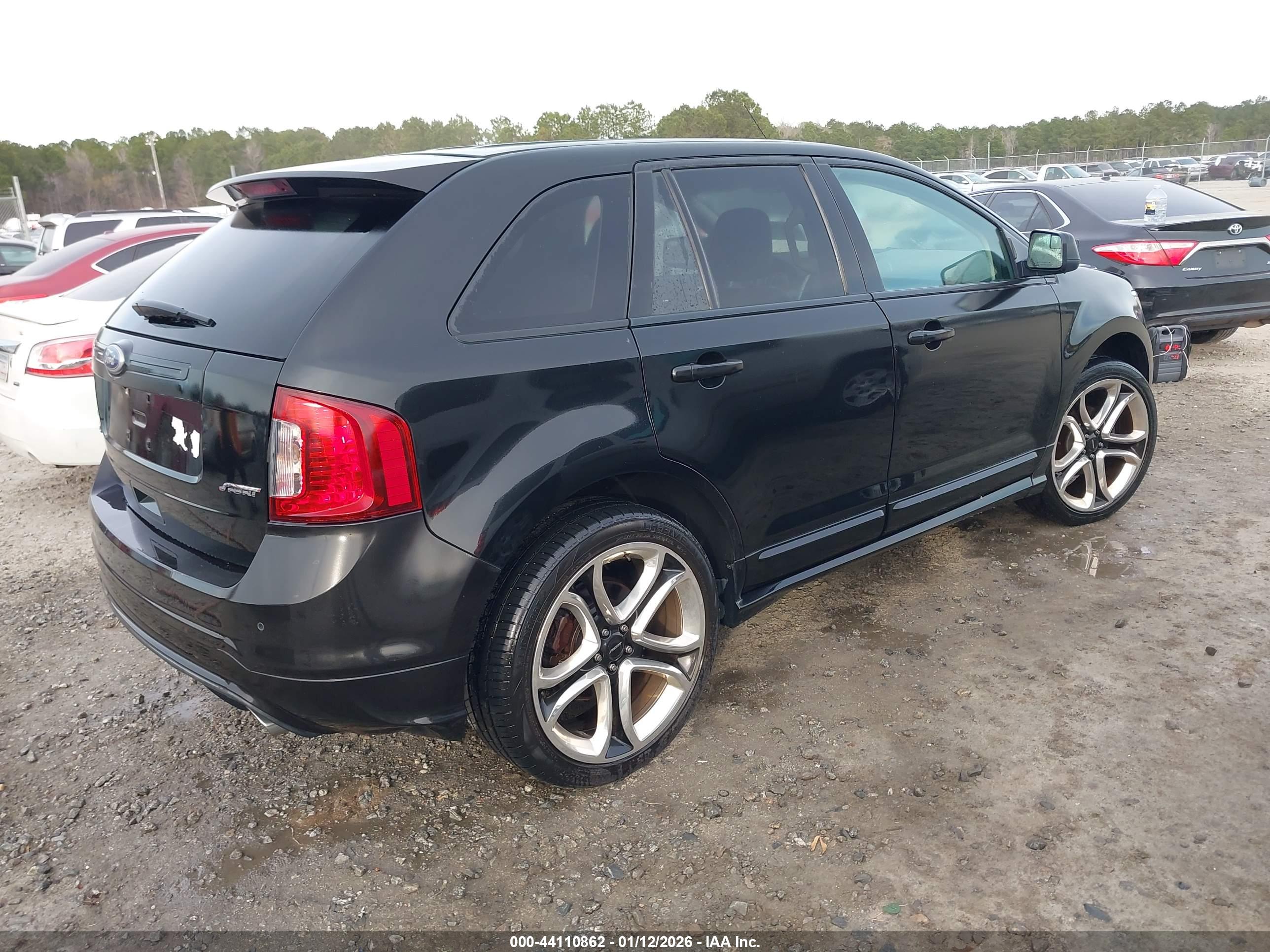 FORD EDGE image 4