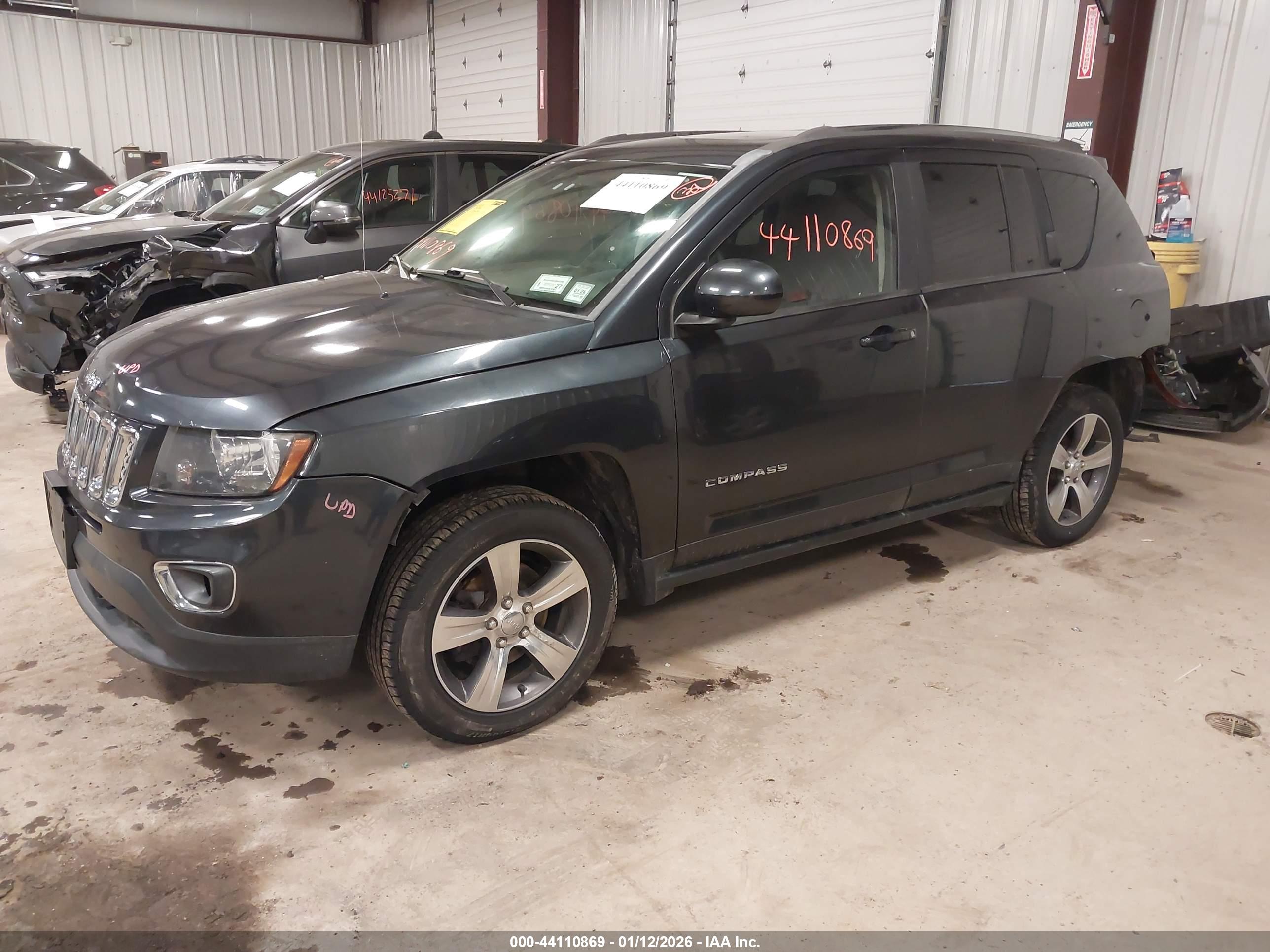 JEEP COMPASS image 2