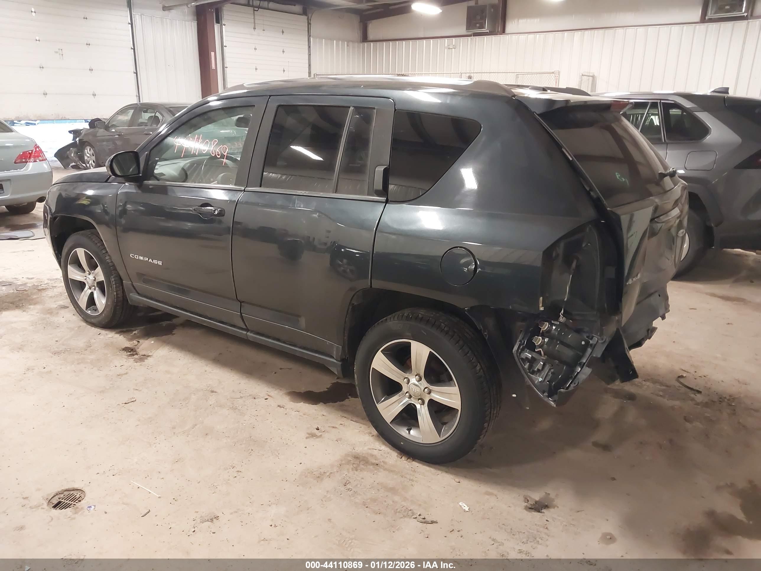 JEEP COMPASS image 3