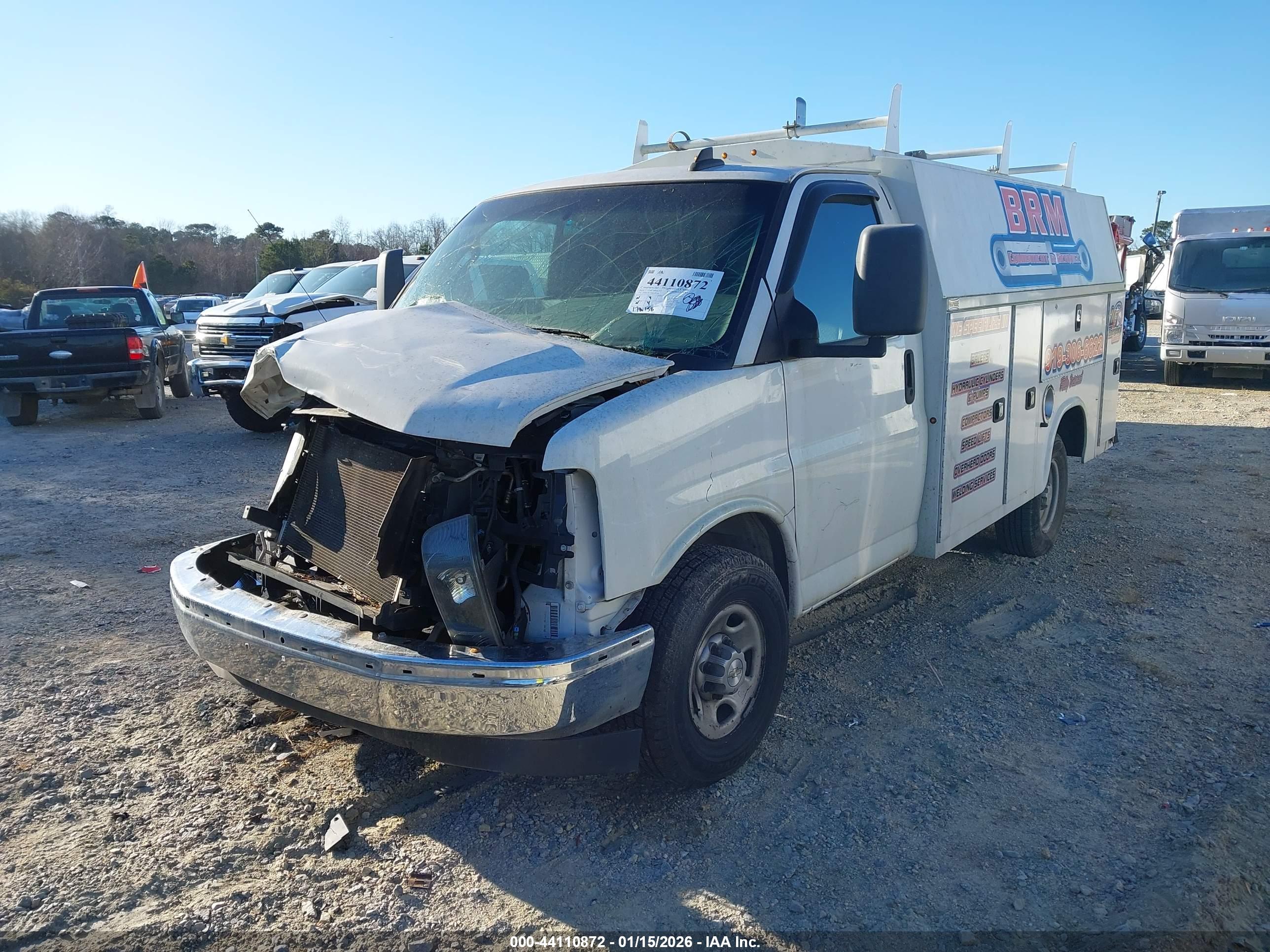 CHEVROLET EXPRESS image 2