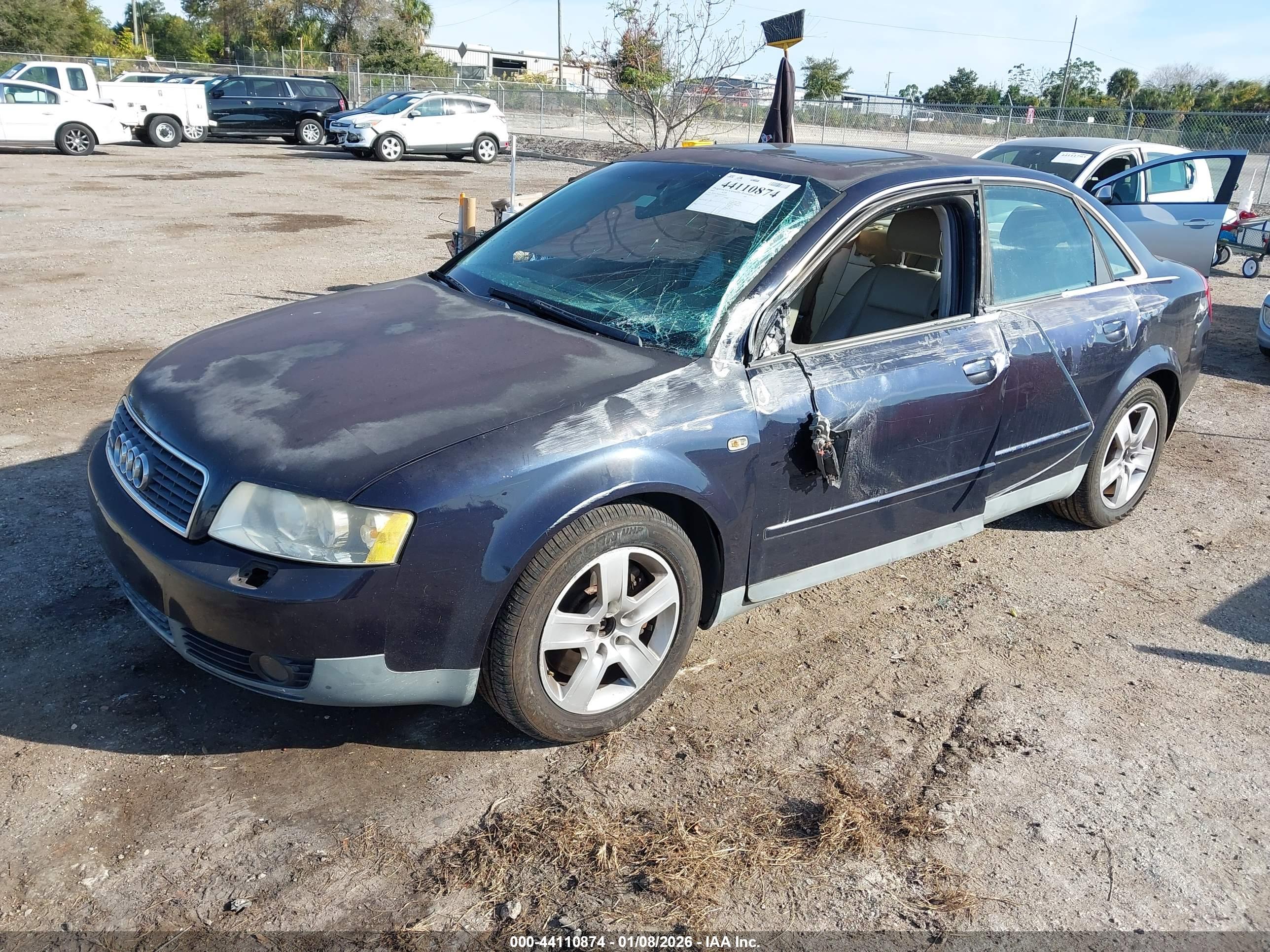 AUDI A4 image 2