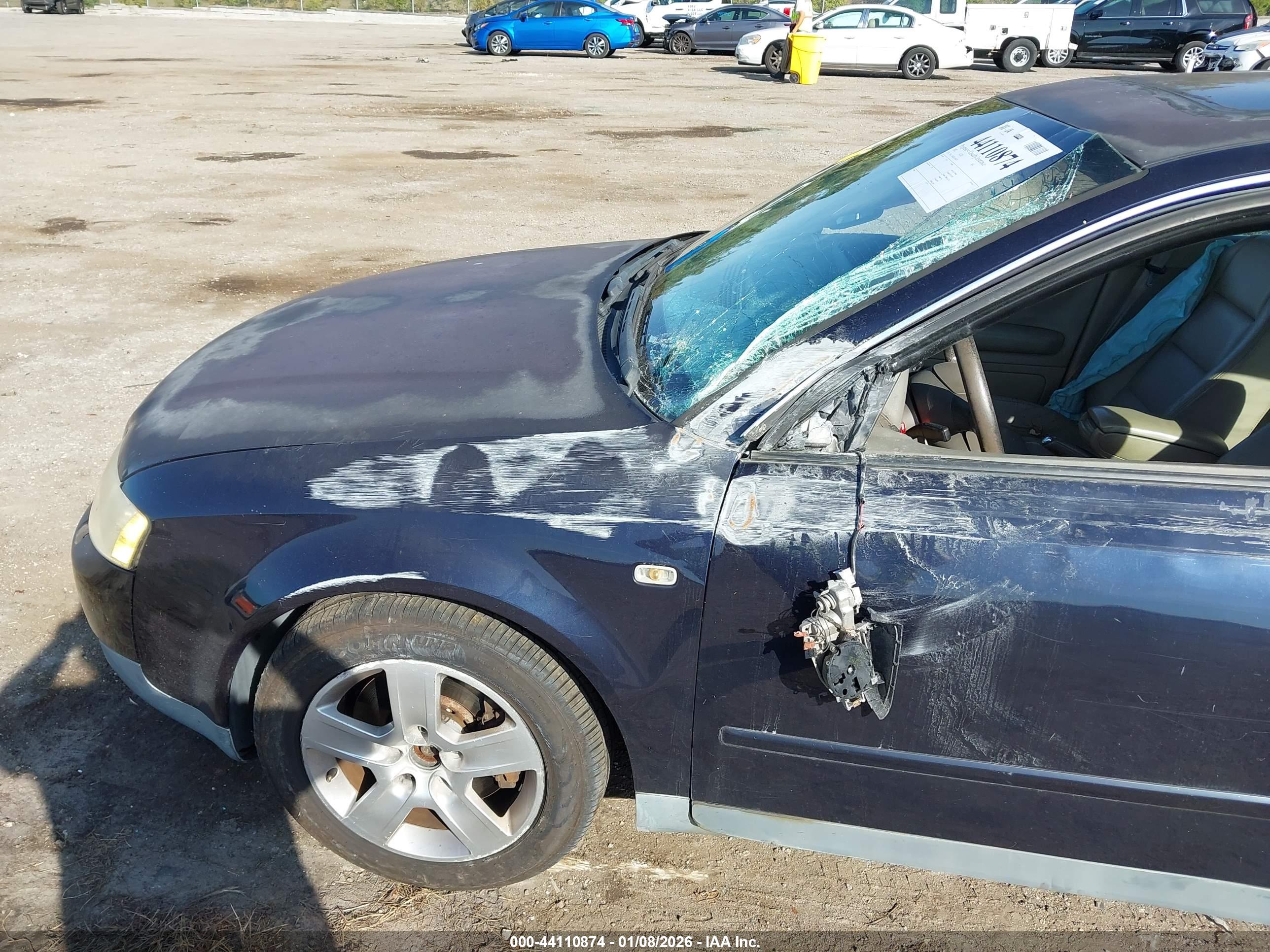 AUDI A4 image 6