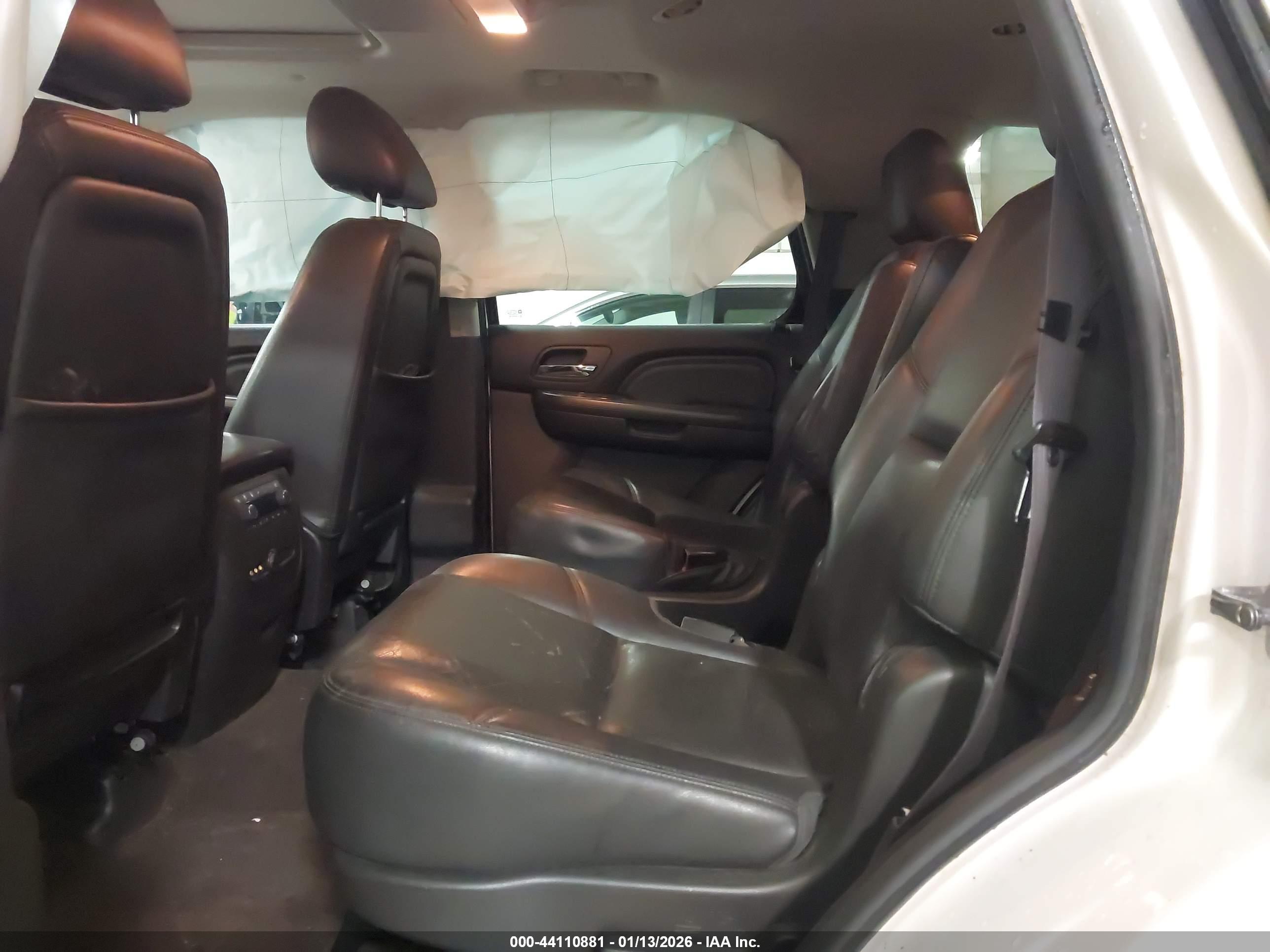 GMC YUKON image 8