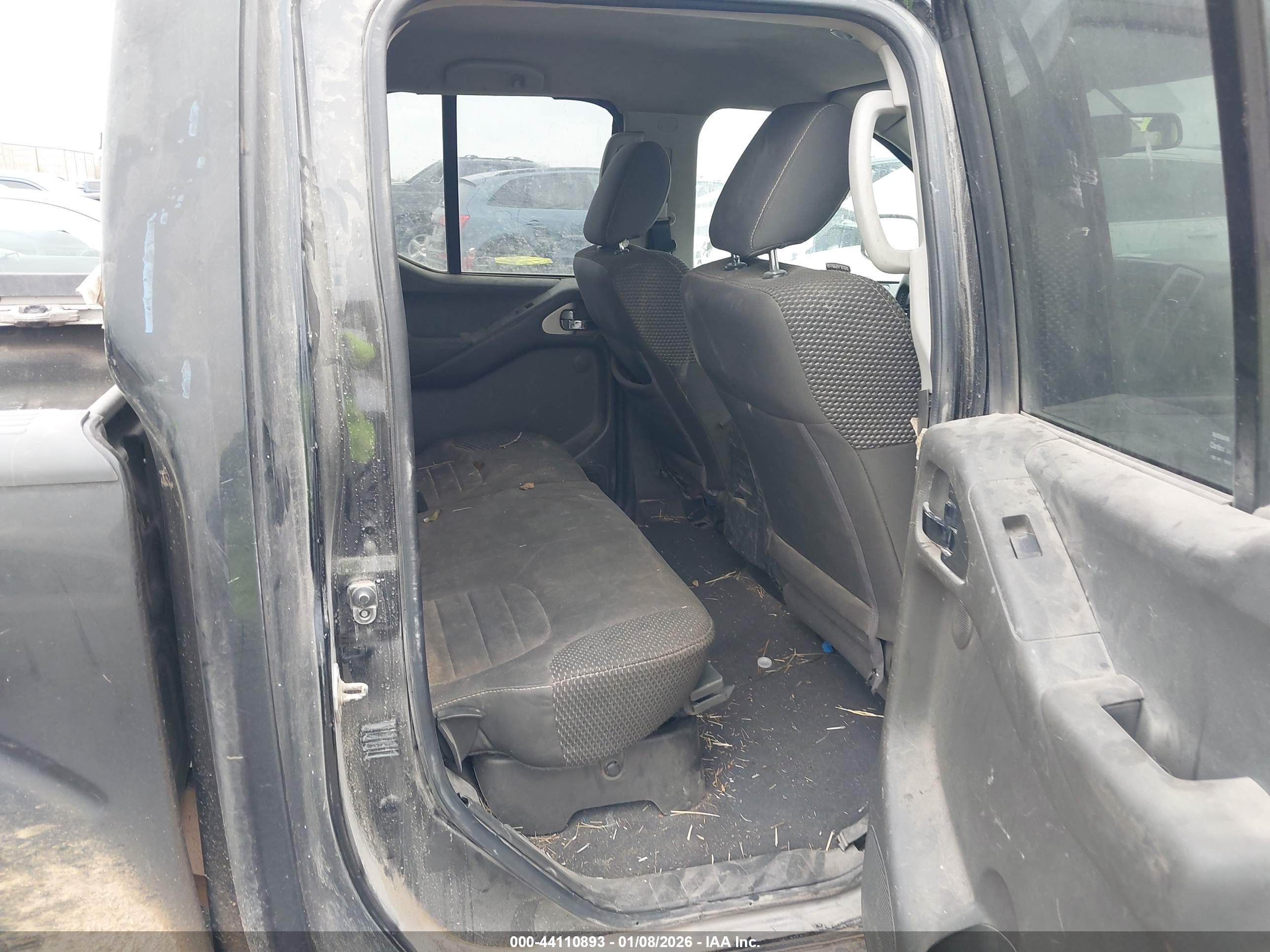 NISSAN FRONTIER image 8