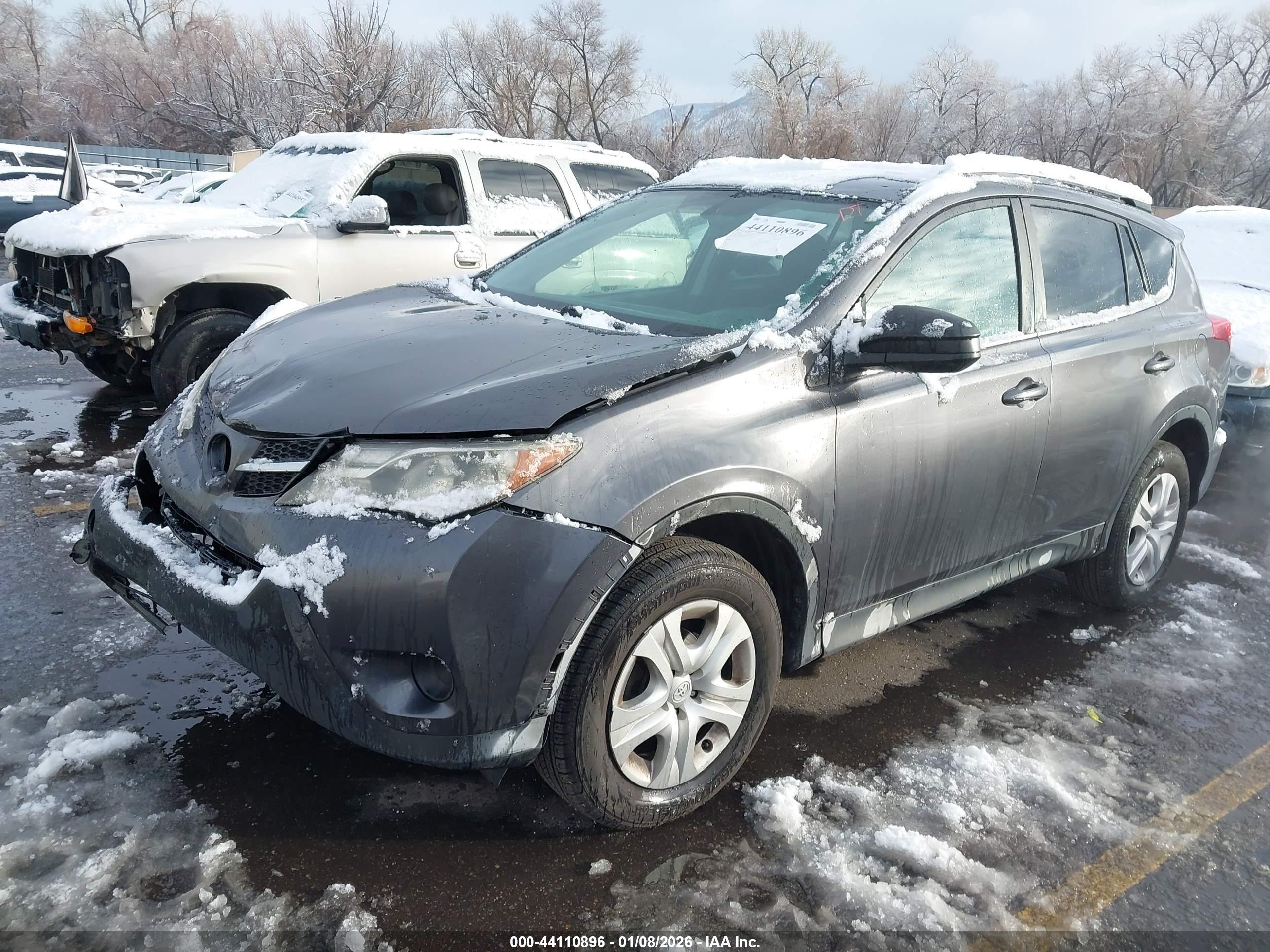 TOYOTA RAV4 image 2
