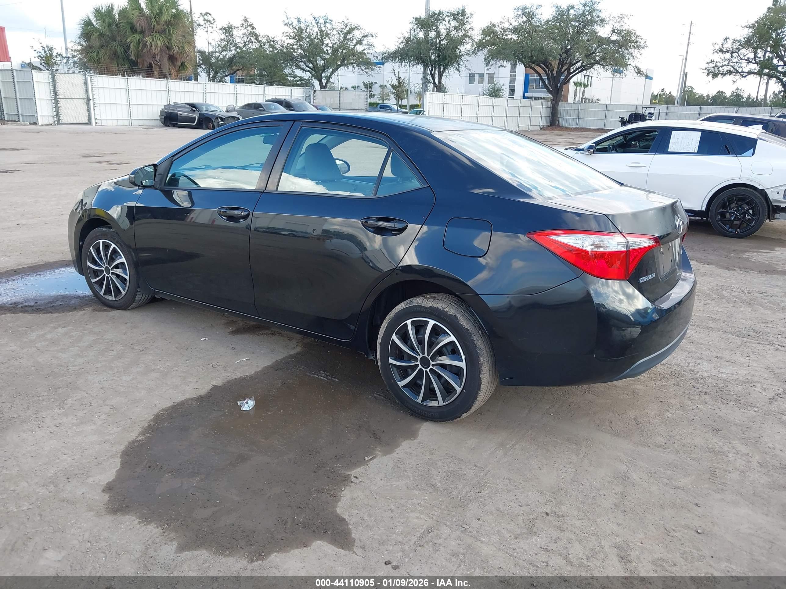 TOYOTA COROLLA image 3