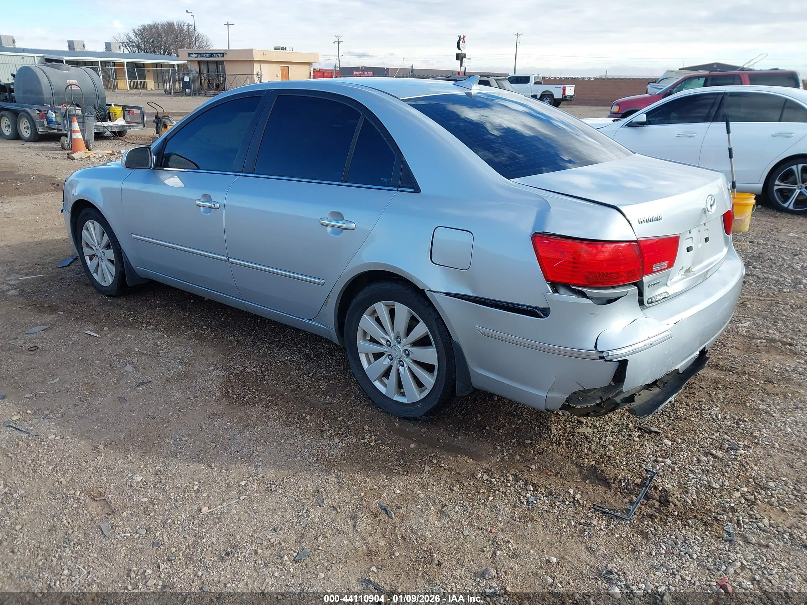 HYUNDAI SONATA image 3