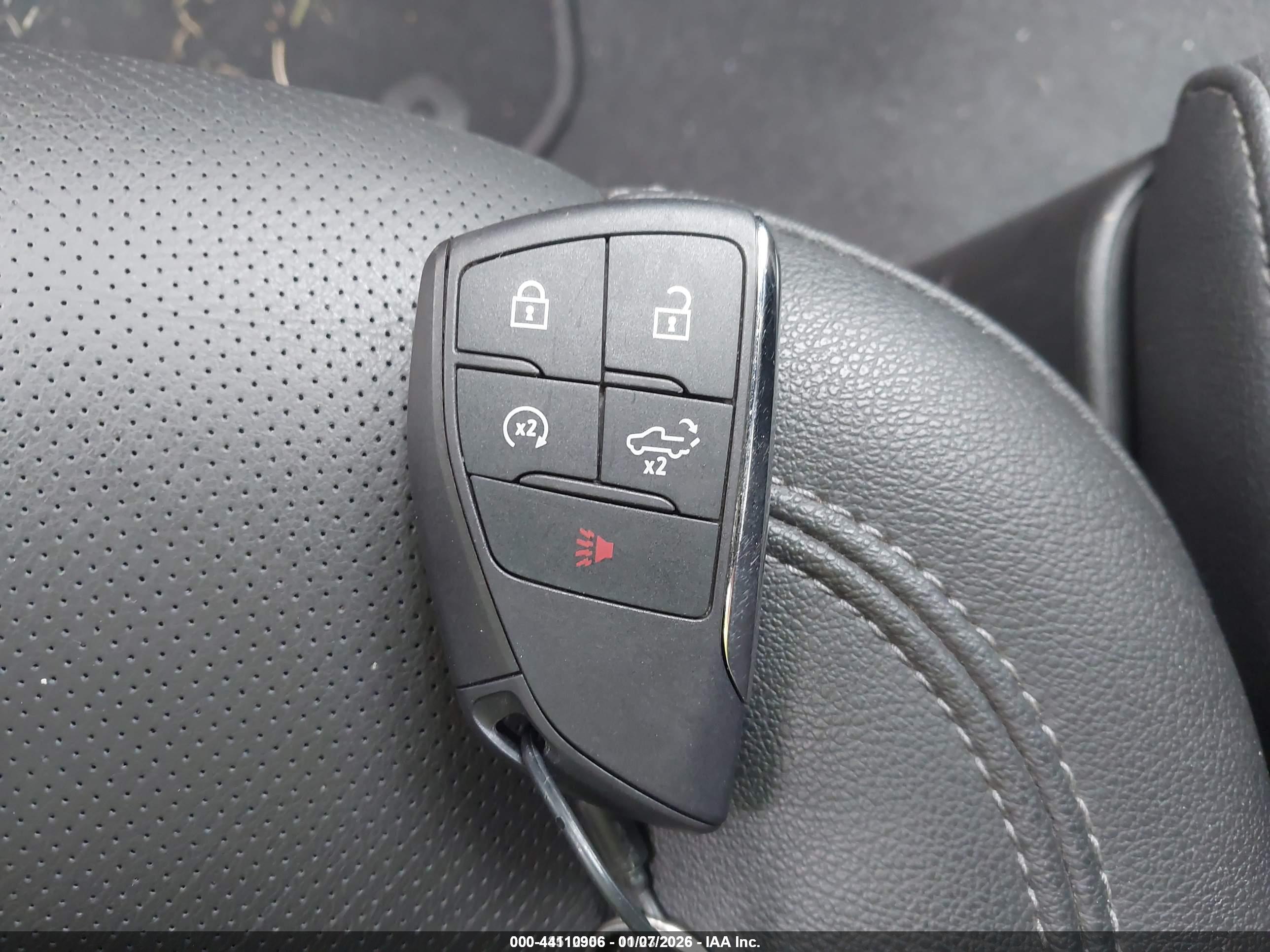 GMC SIERRA image 11