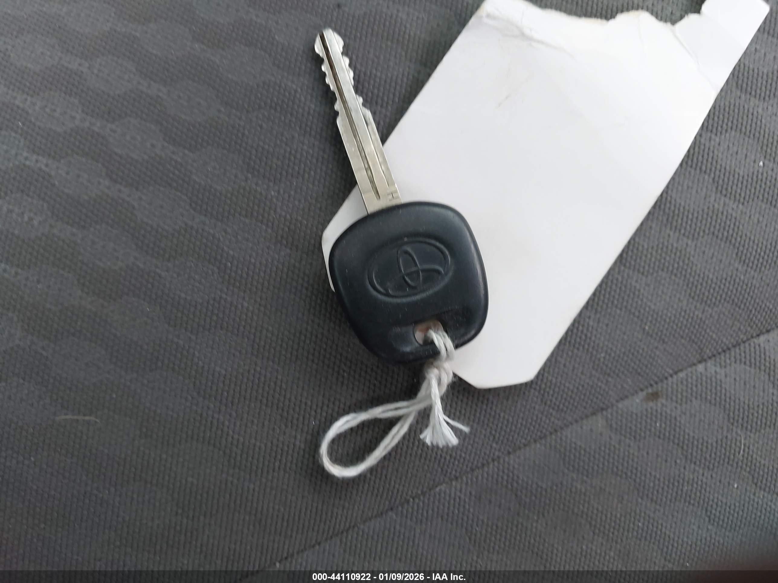 TOYOTA TACOMA image 11