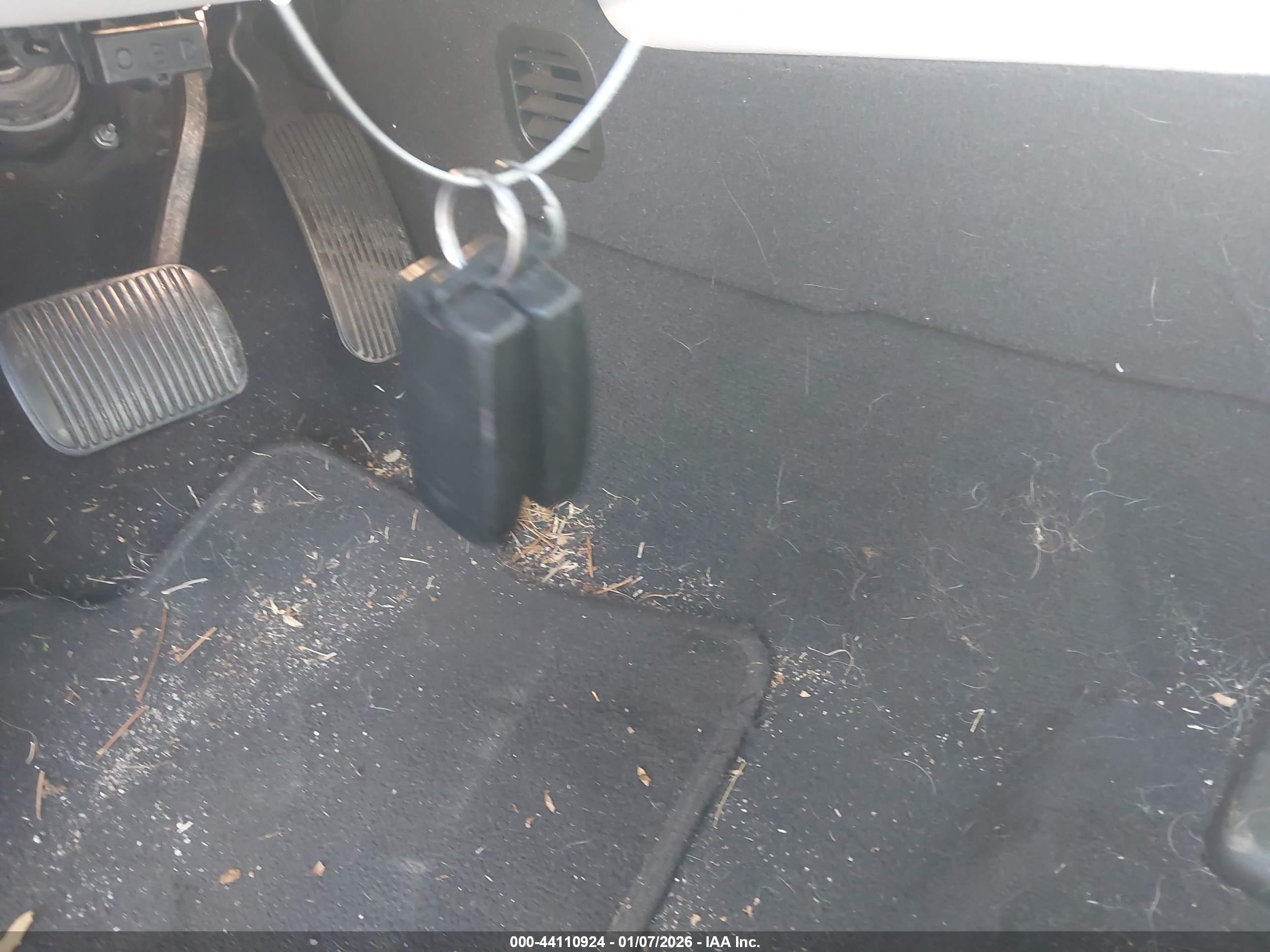 LINCOLN MKS image 11